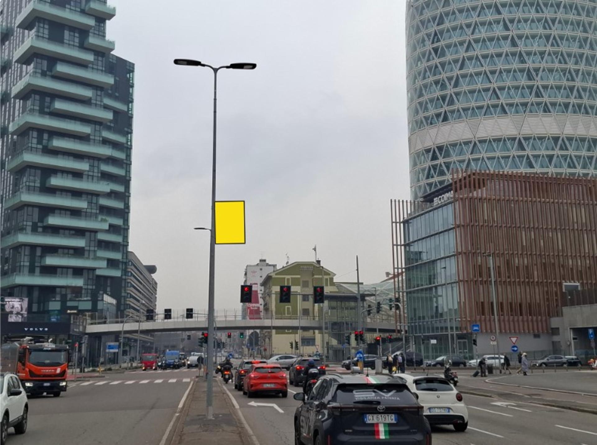Impianto a VIA Melchiorre Gioia palo n. 33  Milano