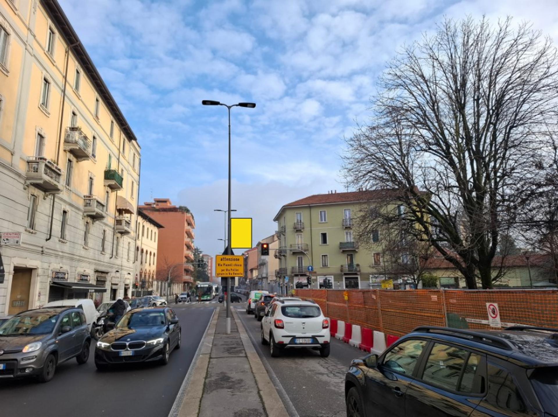 Impianto TARGA PALO a Milano, in zona Mundo latino