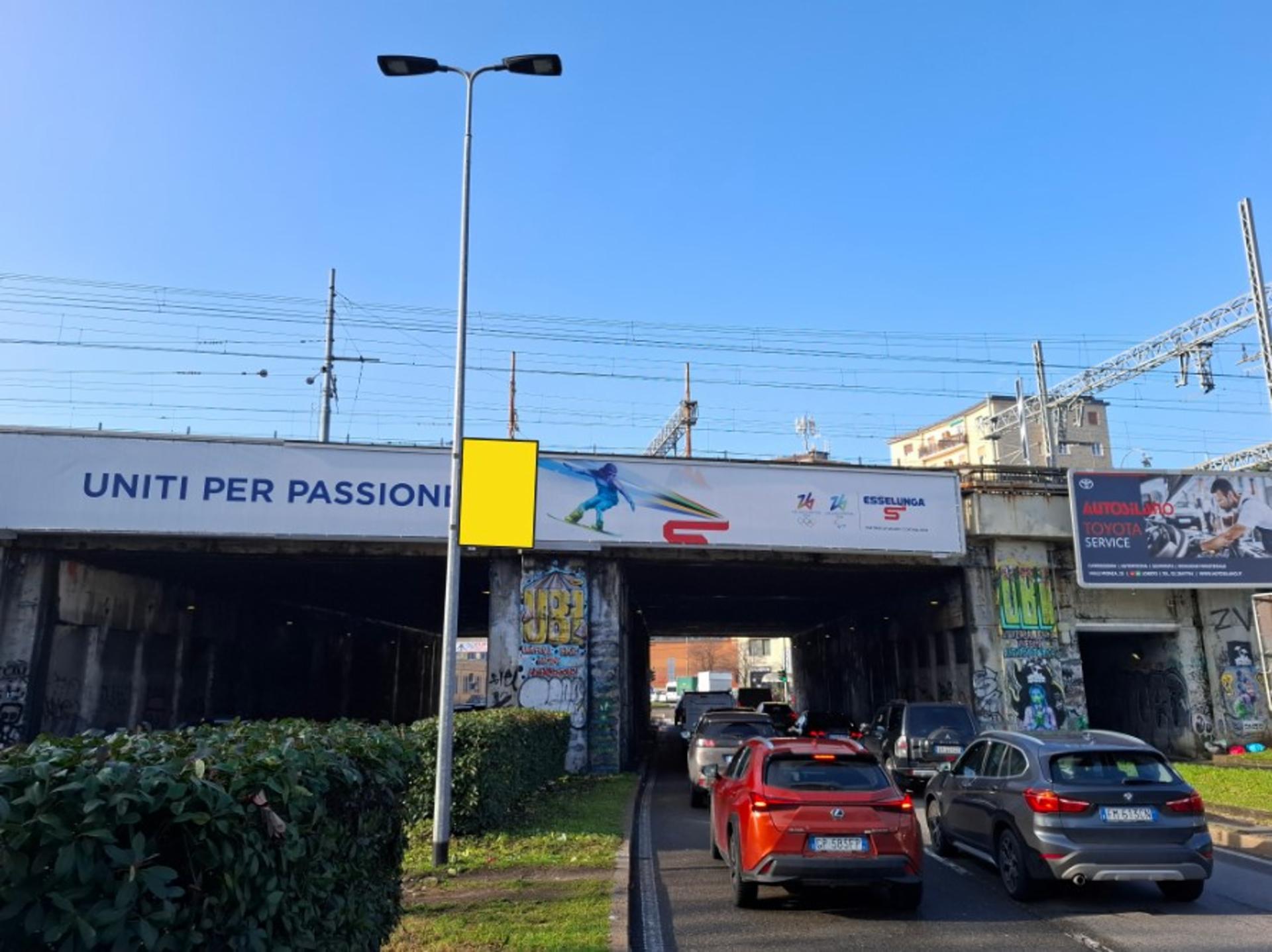 Impianto TARGA PALO a Milano, in zona Desy's Beauty Center