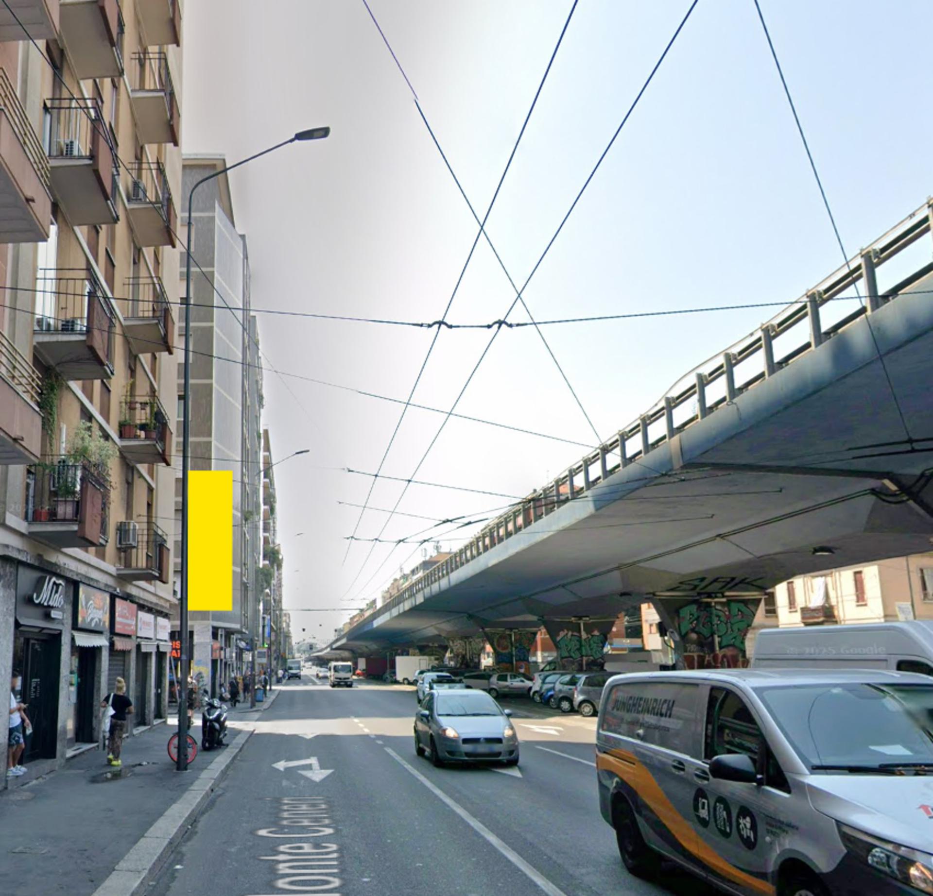 Impianto VERTICAL BANNER a Milano, in zona Baba Sultan Restaurant Pizza & Turkish Kebab