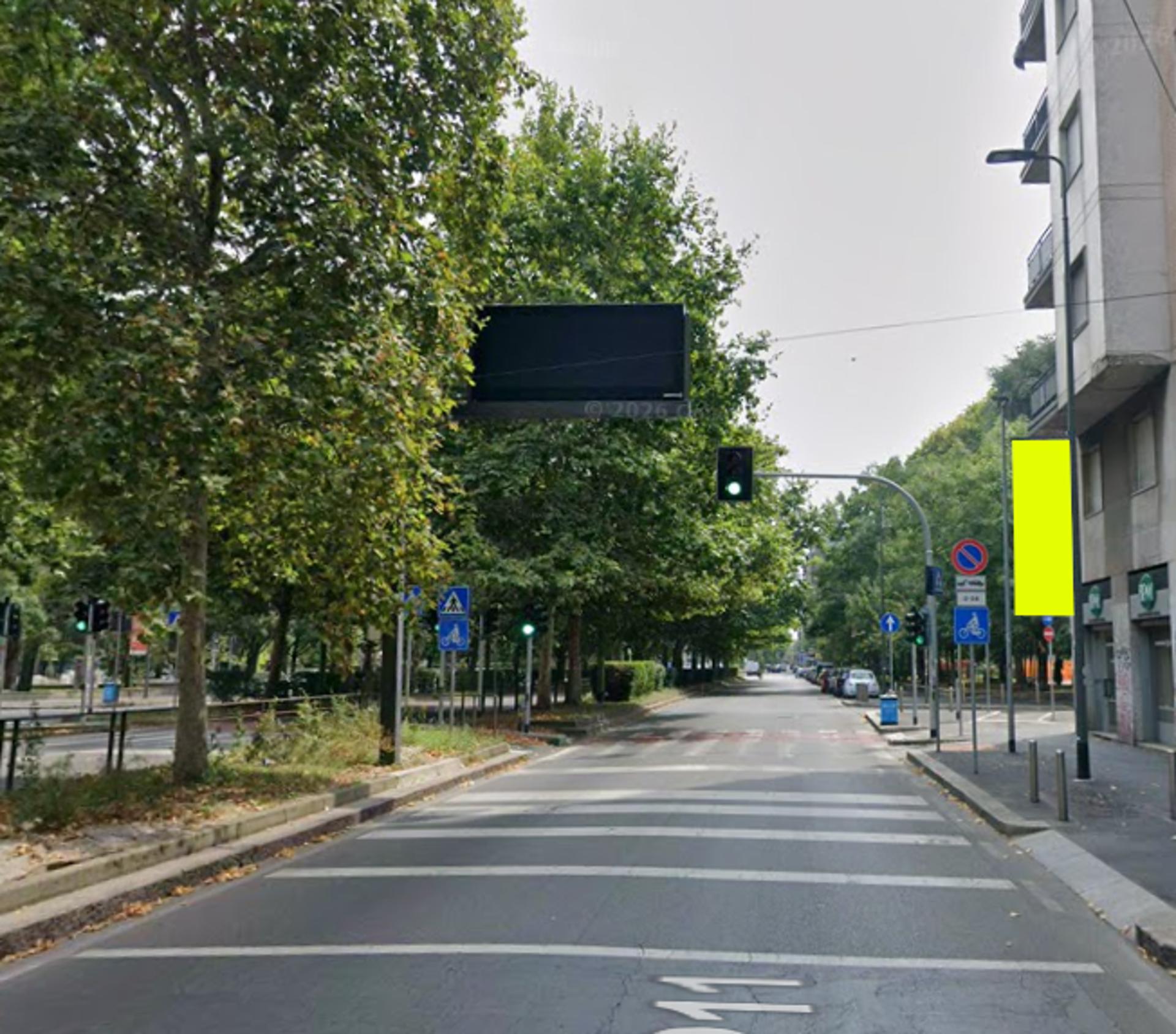 Impianto VERTICAL BANNER a Milano, in zona Mudec Bistrot