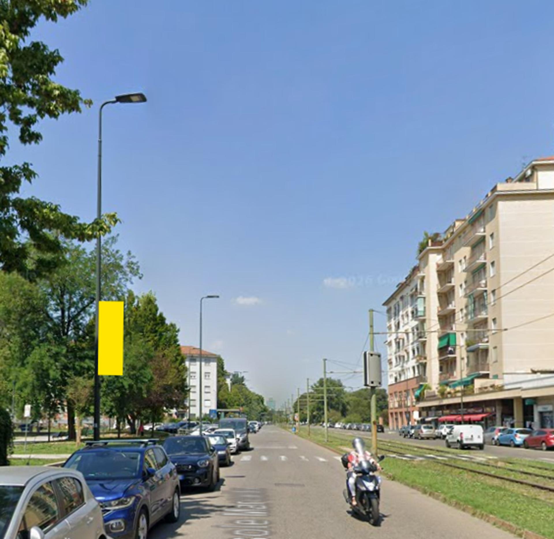 Impianto VERTICAL BANNER a Milano, in zona Macelleaia