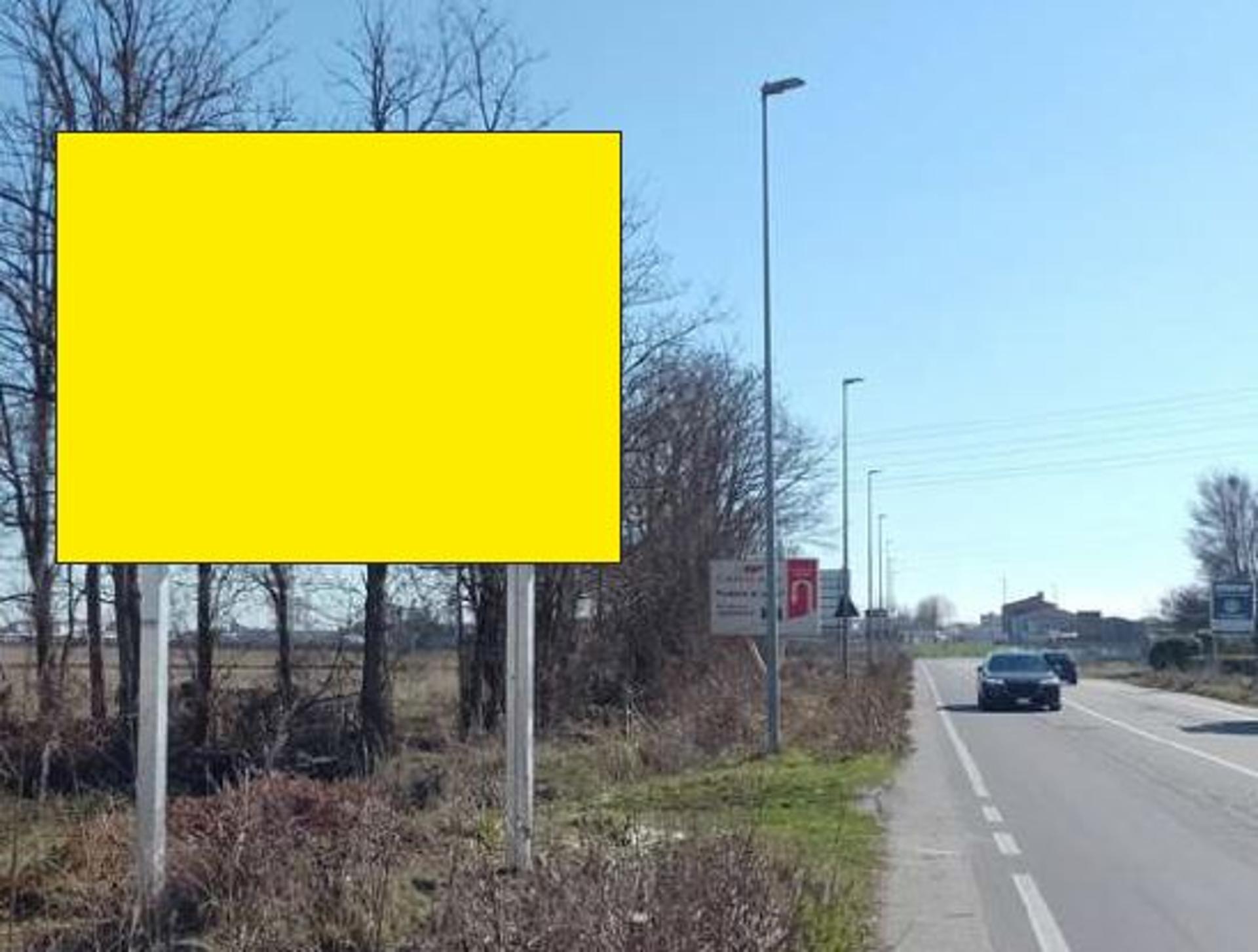 Impianto POSTER a Vercelli, in zona Moon