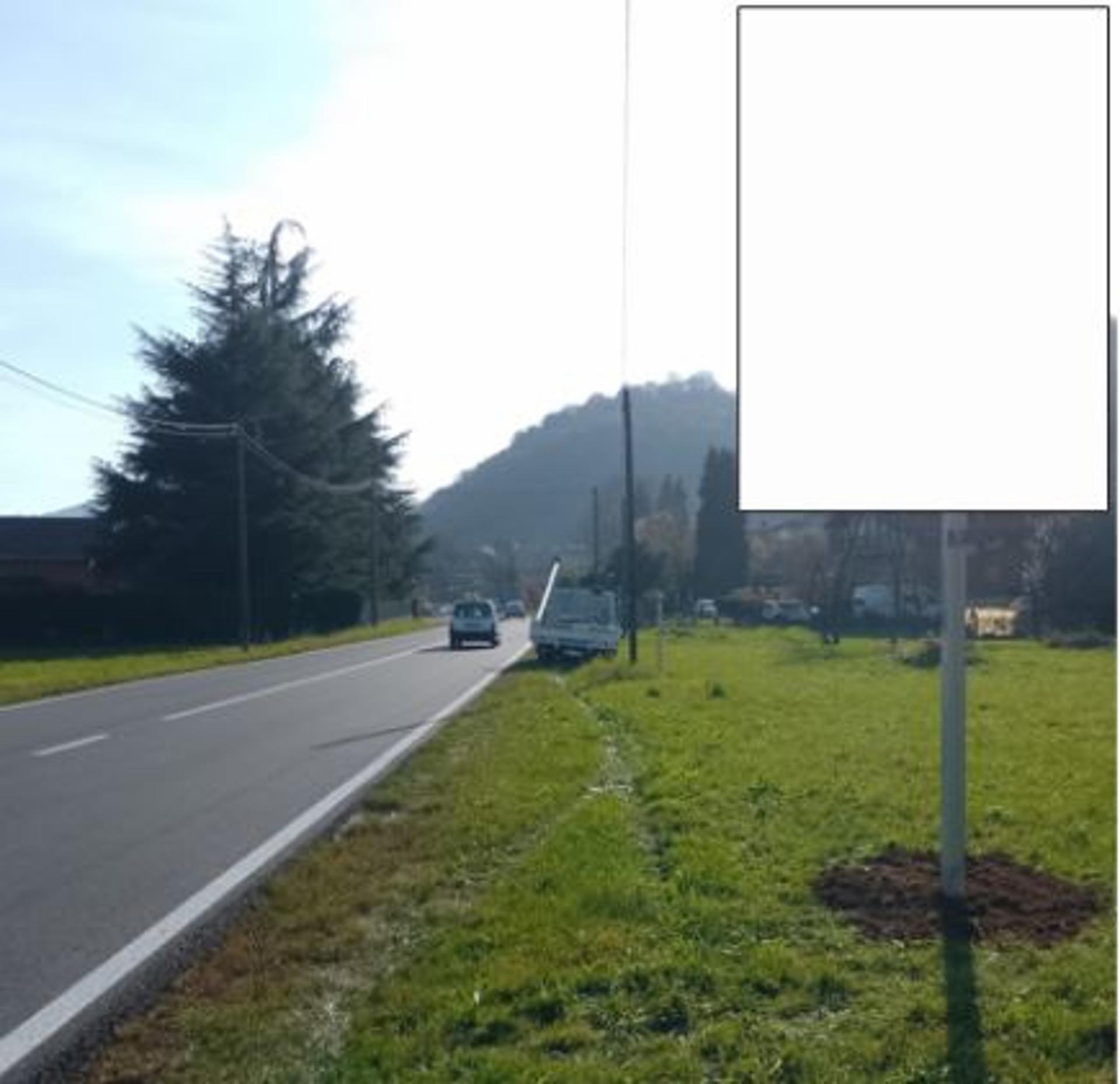Impianto CARTELLONISTICA a Borgosesia, in zona Unes maxi