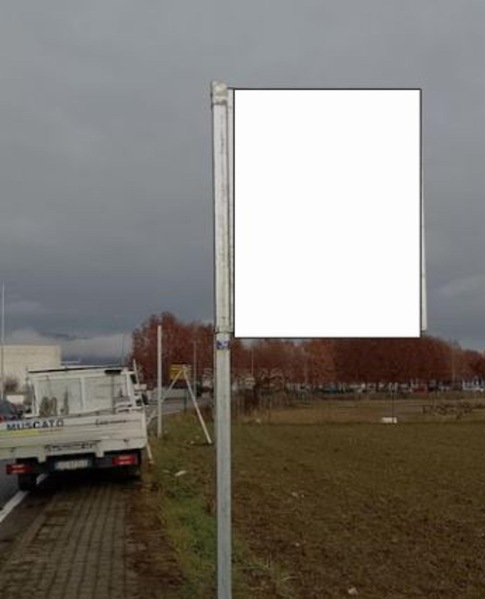 Impianto a VIA GUIDO ROSSA 50MT PRIMA DI IMPIANTO ESISTENTE  Moncalieri
