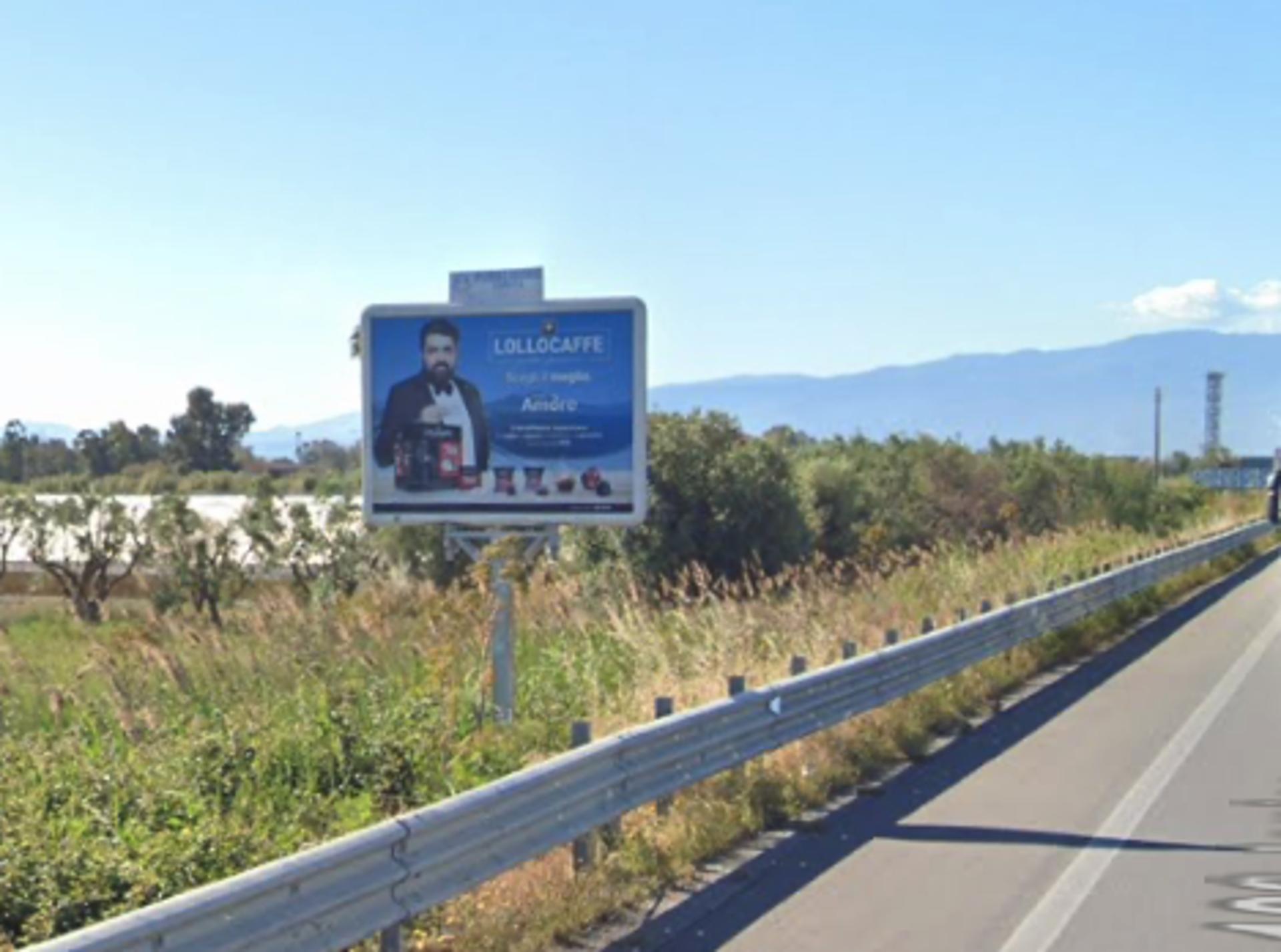 Impianto CARTELLONISTICA a Cassano all'Ionio, in zona Sybaris