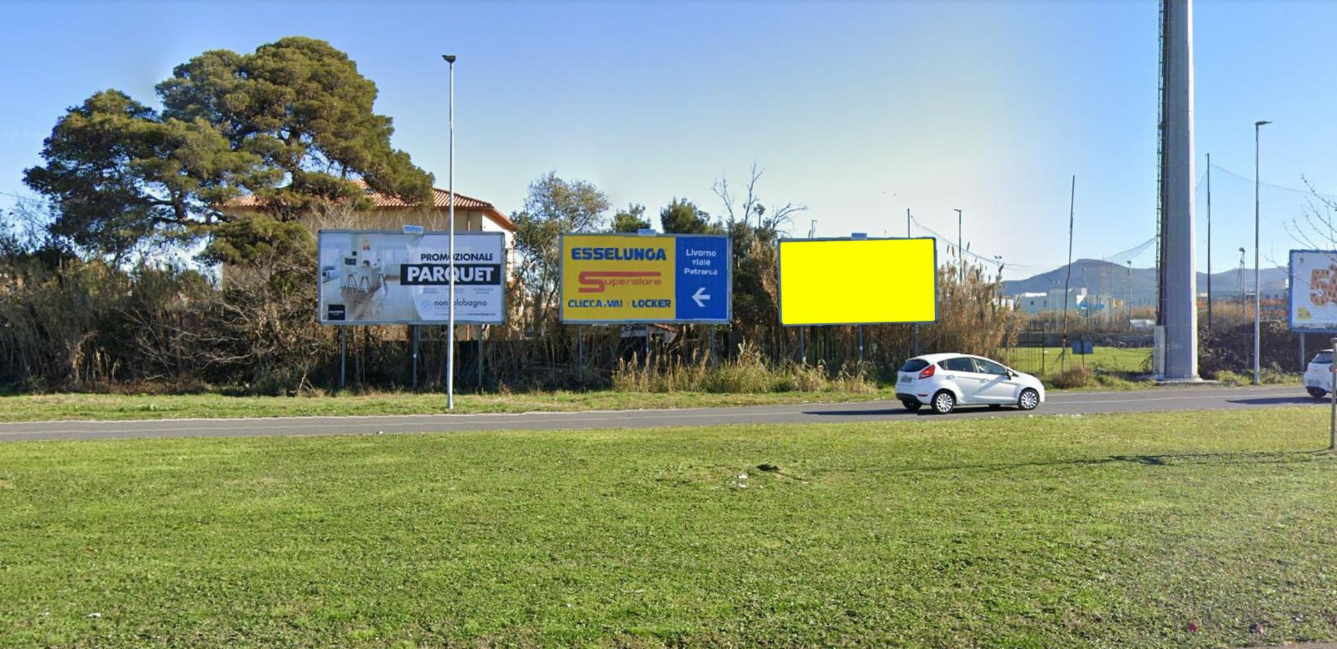 Impianto 6 X 3 a Livorno, in zona Coop