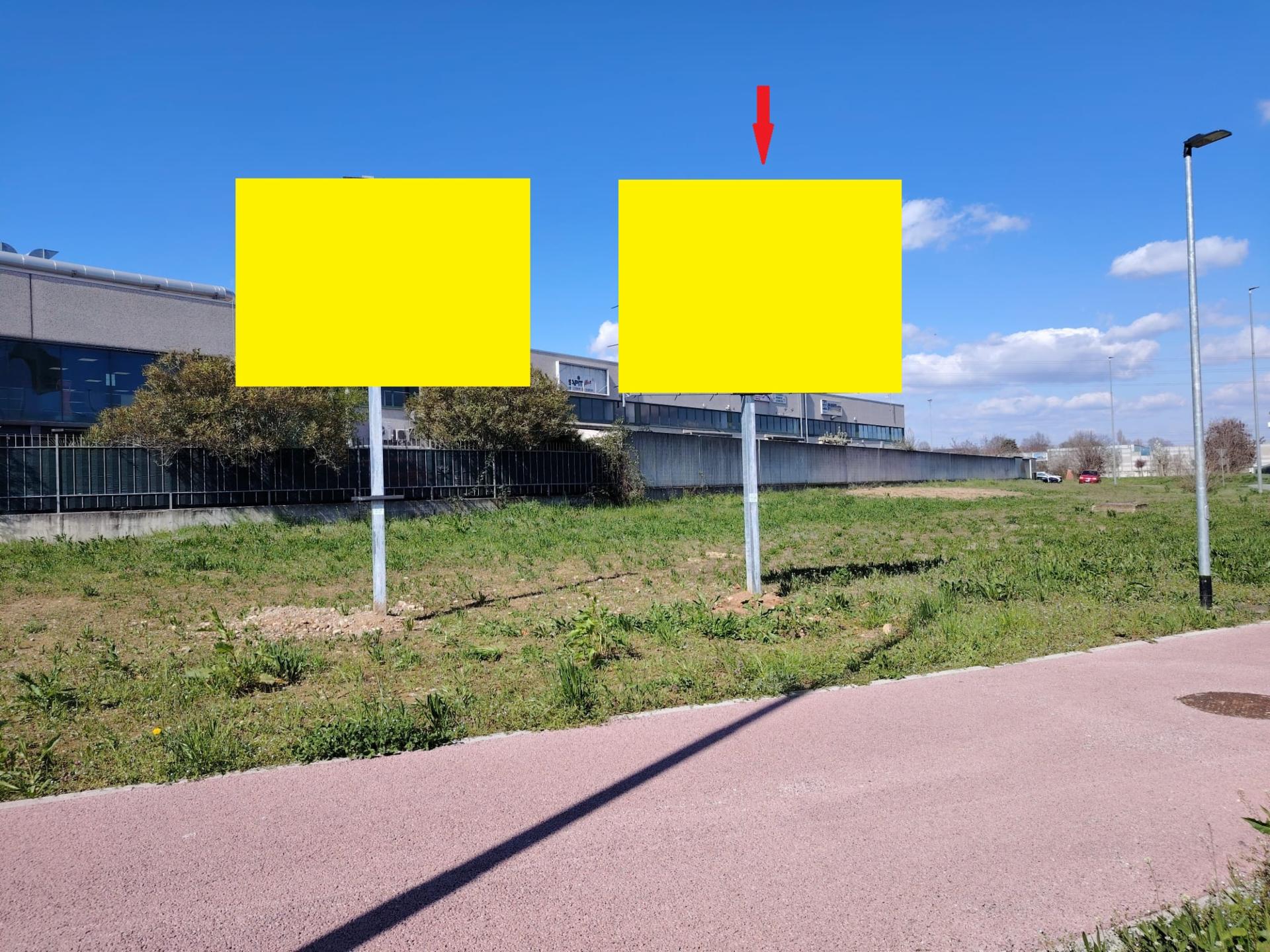 Impianto a Via Castiglioni rotatoria via Mazzini uscita Tigros impianto lato dx  Arluno