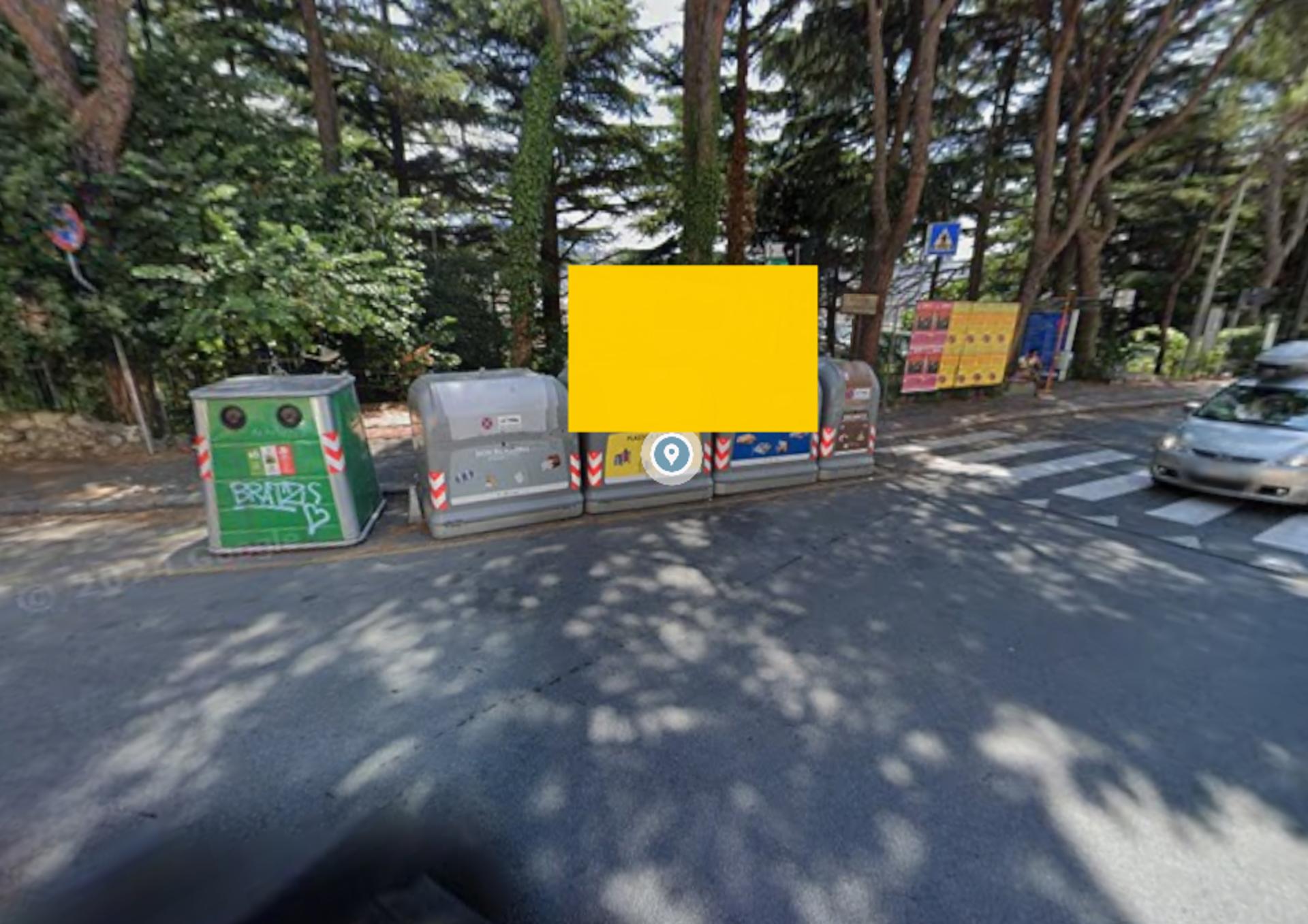 Impianto POSTER a Genova, in zona Pizzeria dal Pelato Rosso