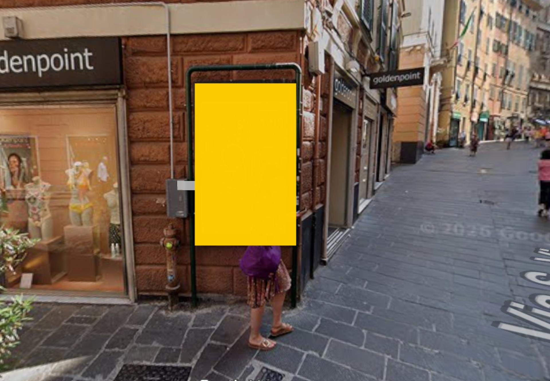 Impianto TOTEM DIGITALE a Genova, in zona Compro Oro Aurum