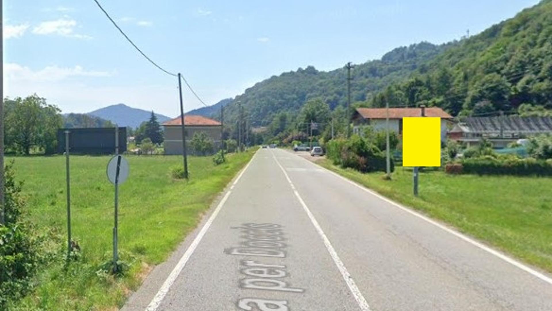 Impianto CARTELLONISTICA a Borgosesia, in zona Bata