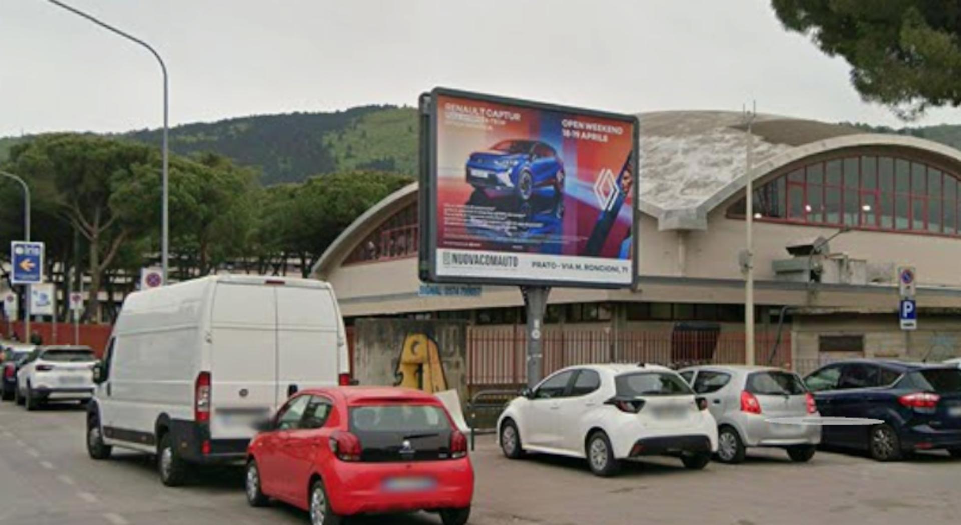 Impianto 6 X 3 a Prato, in zona La Piadineria