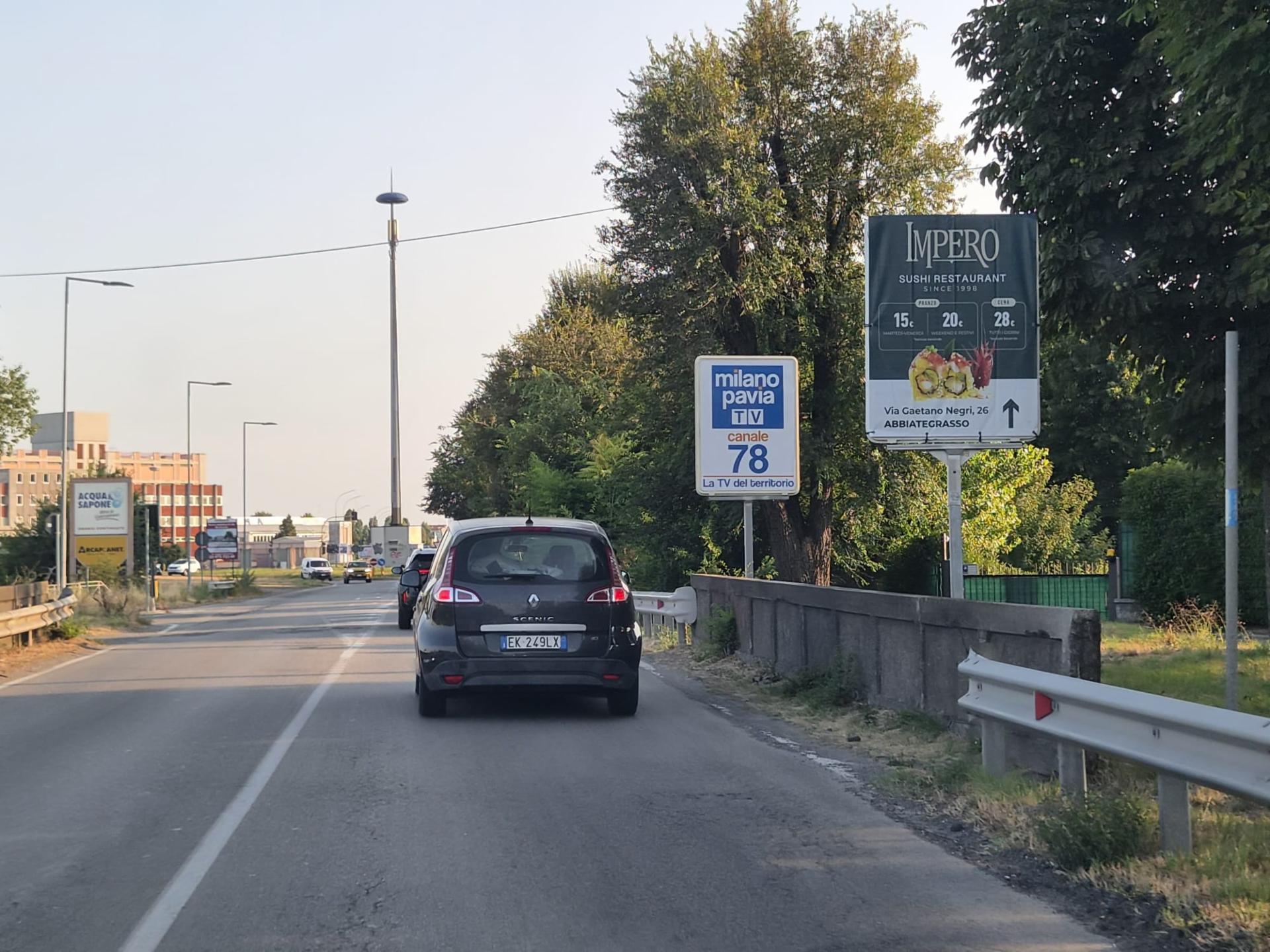 Impianto a Via Dante 175 mt prima di rotatoria Esselunga  Abbiategrasso
