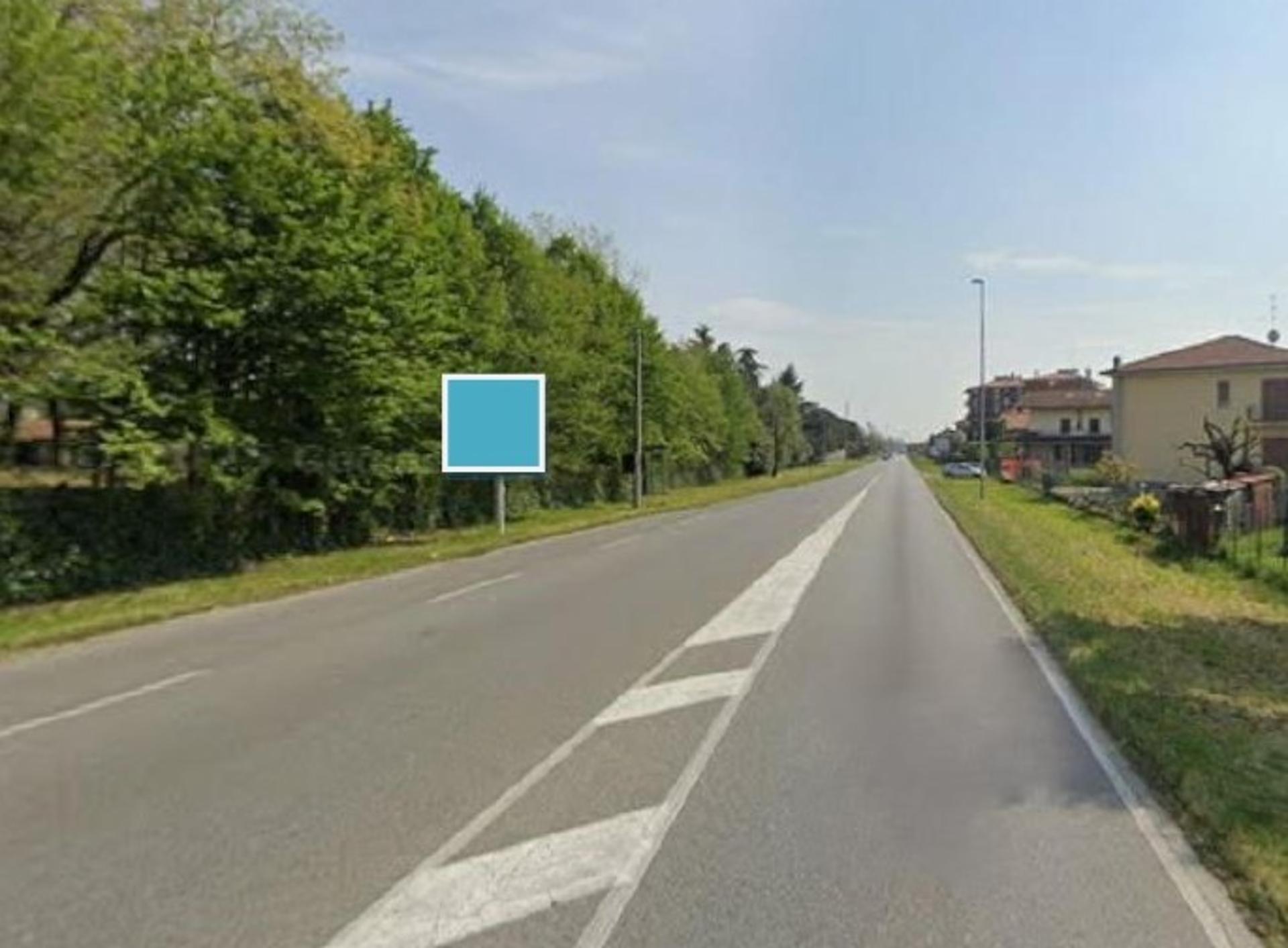 Impianto poster a Pessano con Bornago