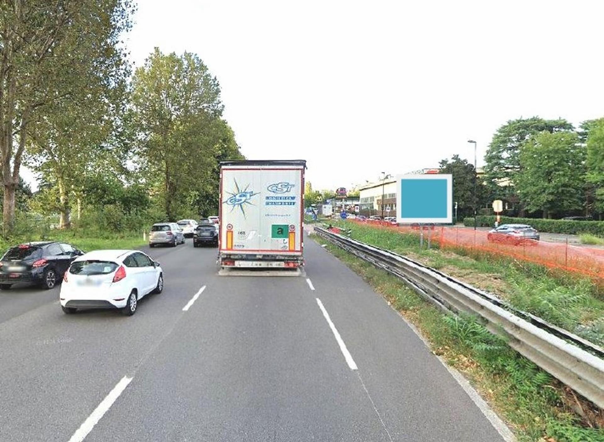 Impianto poster a Cinisello Balsamo