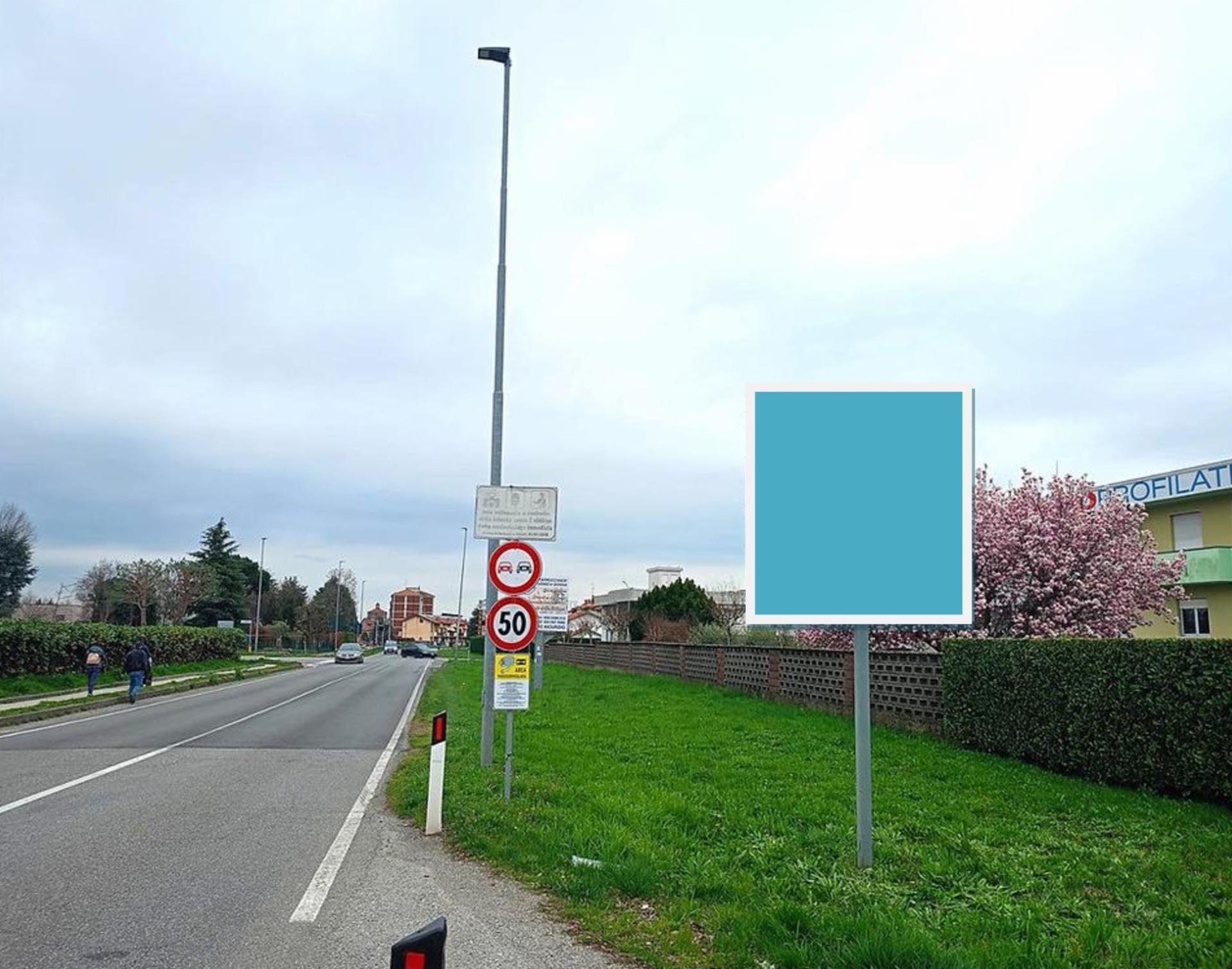 Impianto cartellonistica a Bernareggio