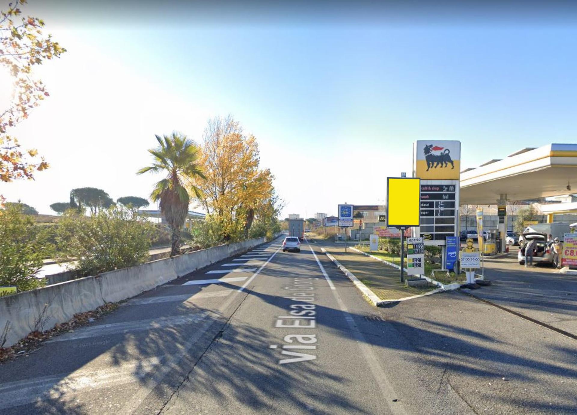 Impianto CARTELLONISTICA a Roma, in zona MediaWorld
