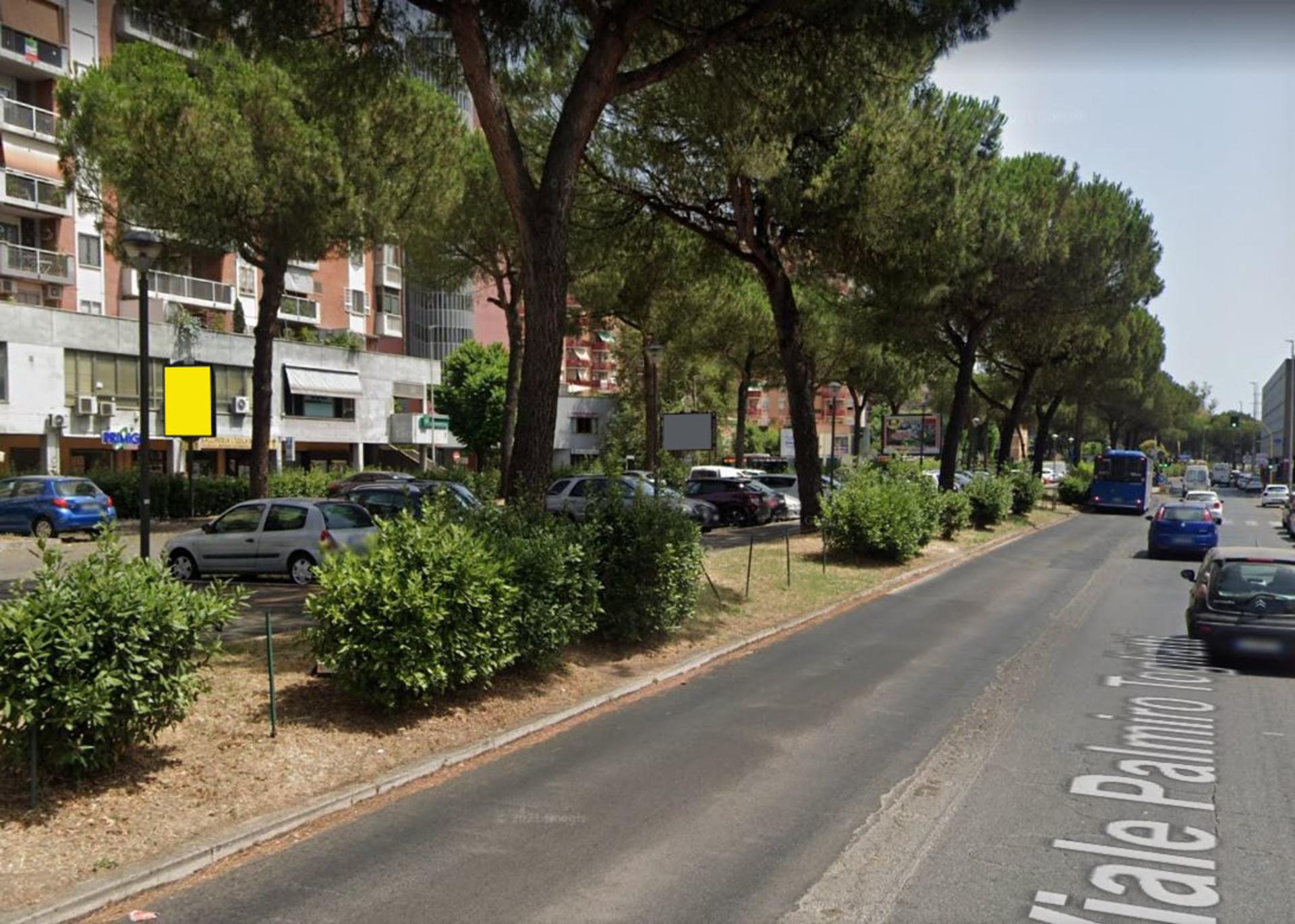 Impianto CARTELLONISTICA a Roma, in zona Caffè Marino