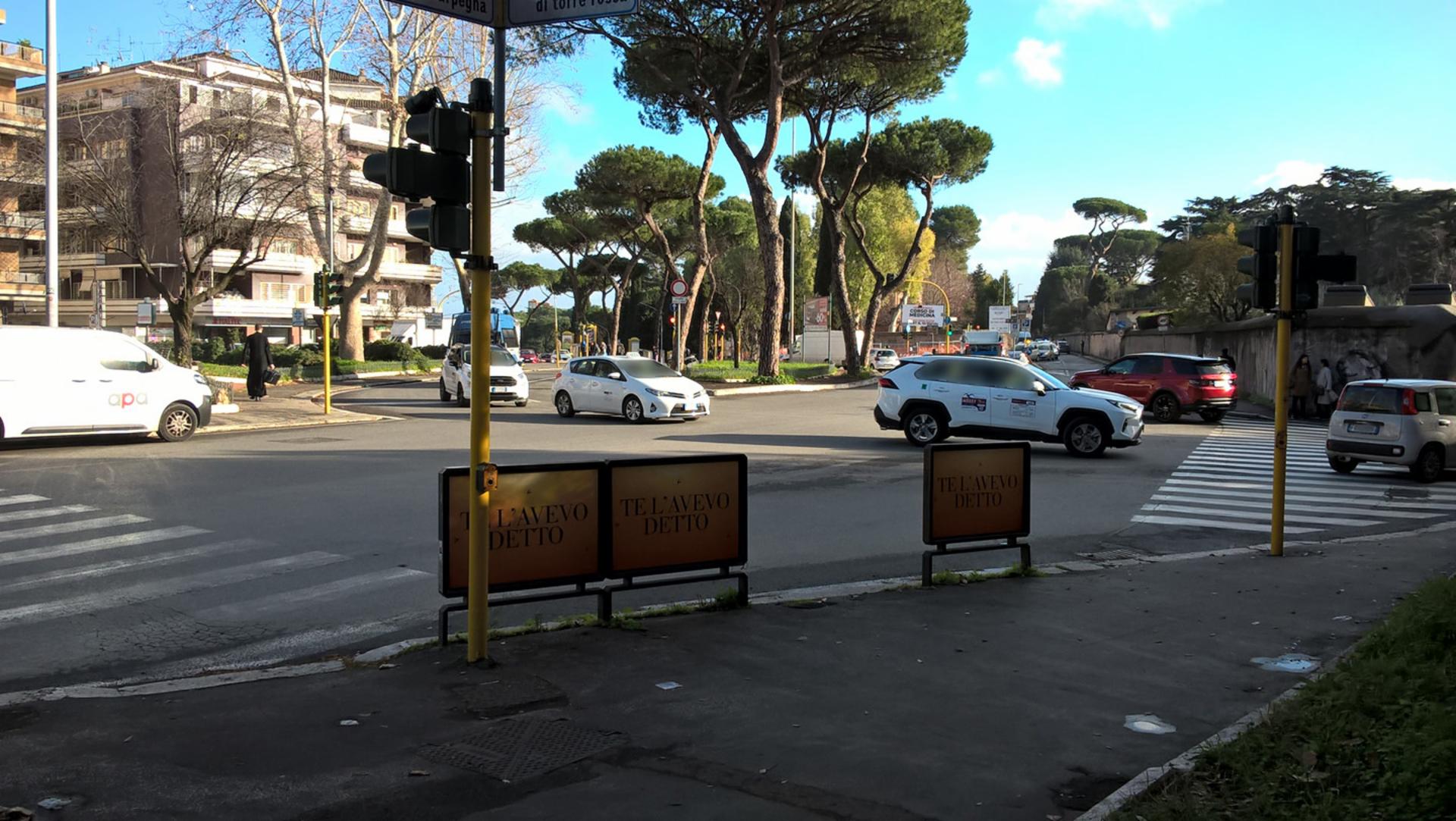 Impianto a PIAZZA VILLA CARPEGNA - ang. Via Torre Rossa  Roma