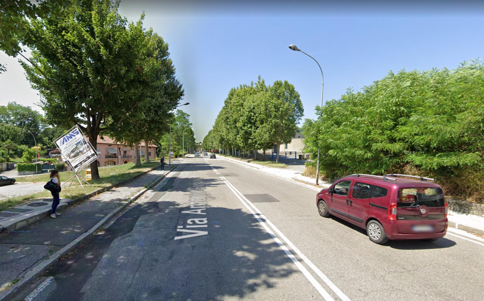 Impianto STENDARDO a Como, in zona Euronics