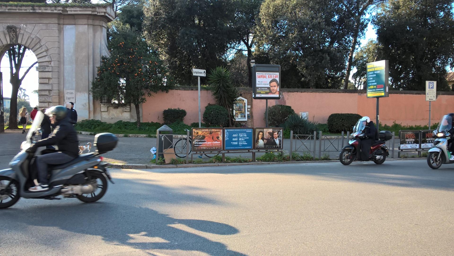 Impianto a PIAZZA VILLA CARPEGNA - fr. Villa Carpegna (Ingresso)  Roma