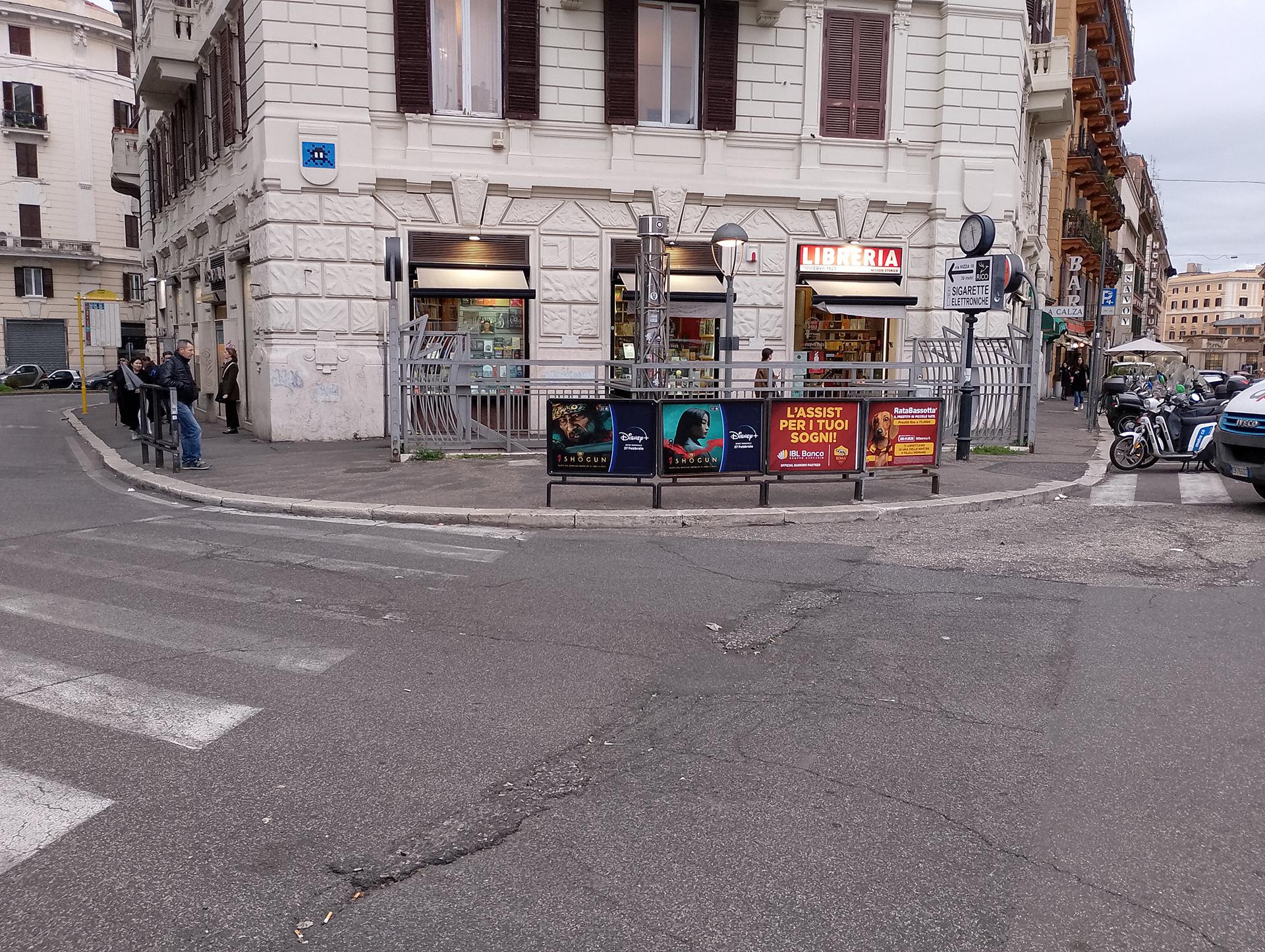 Impianto a PIAZZA FIUME - ang. Via Bergamo (dx)  Roma