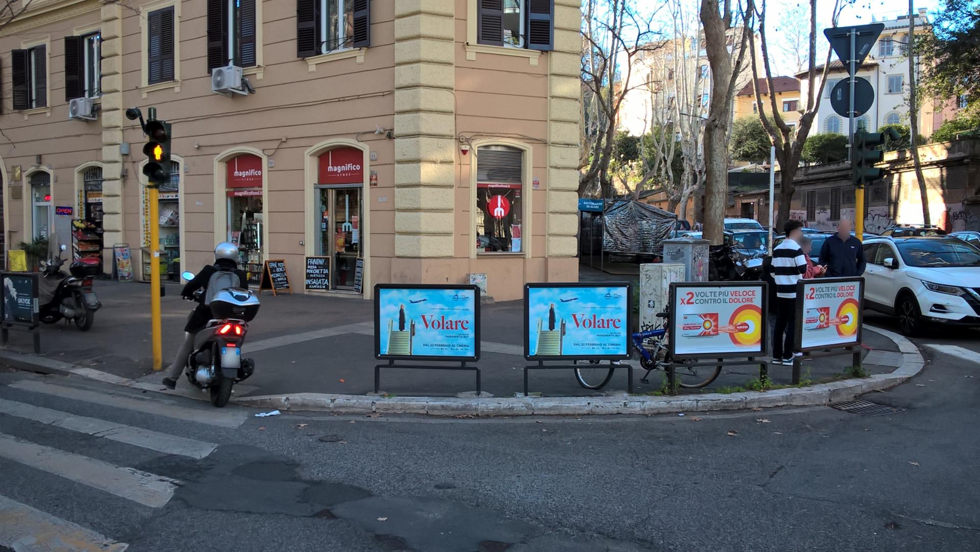 Impianto a VIALE TRASTEVERE - ang. Via Saffi (sx)  Roma