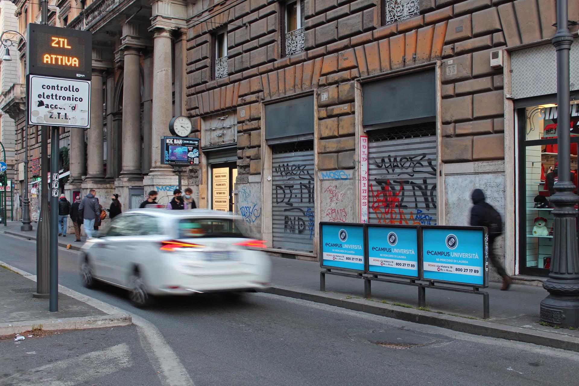 Impianto a VIA ARENULA - alt. Piazza Cenci (civ. 29)  Roma