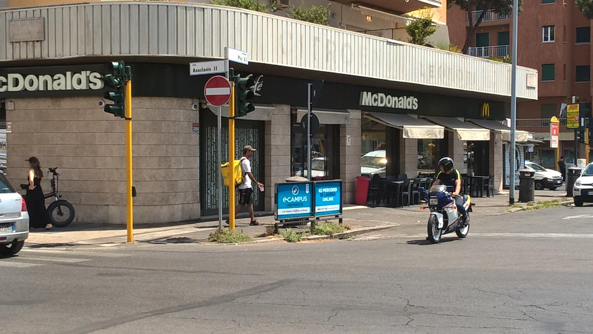 Impianto TRANSENNA a Roma, in zona McDonald's