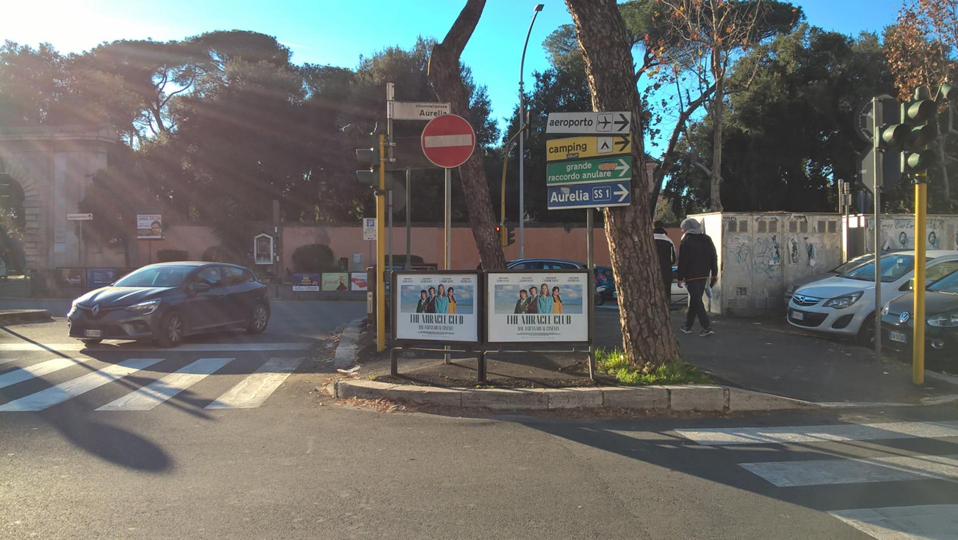 Impianto a PIAZZA VILLA CARPEGNA - fr. Via Madonna del Riposo (Spartitraffico)  Roma