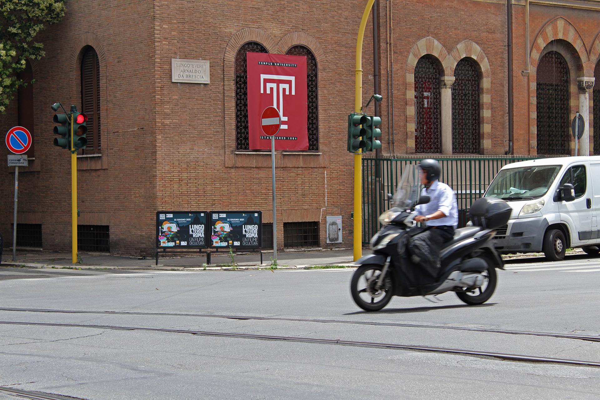 Impianto a LUNGOTEVERE ARNALDO DA BRESCIA - ang. Via Azuni  Roma