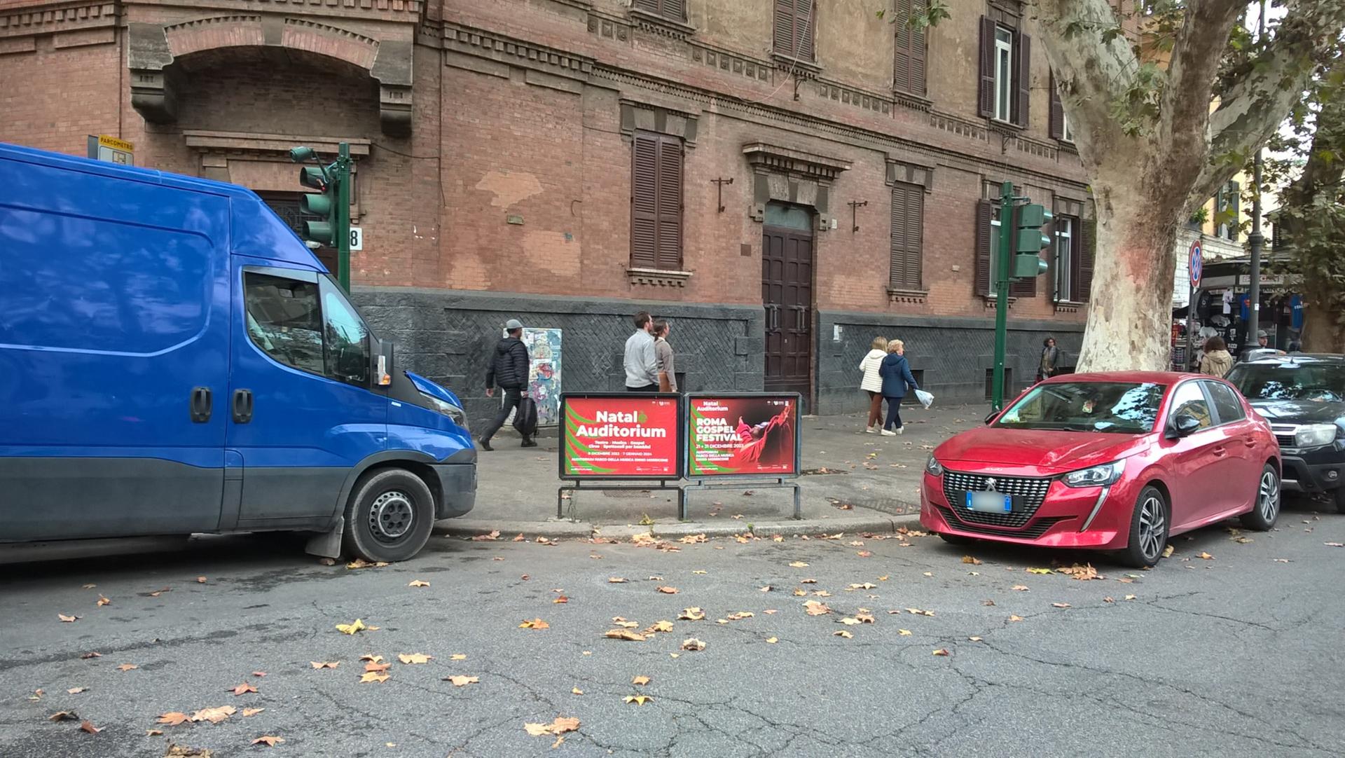 Impianto a VIALE TRASTEVERE - ang. Via Merry del Val (lt. Nord, sx)  Roma