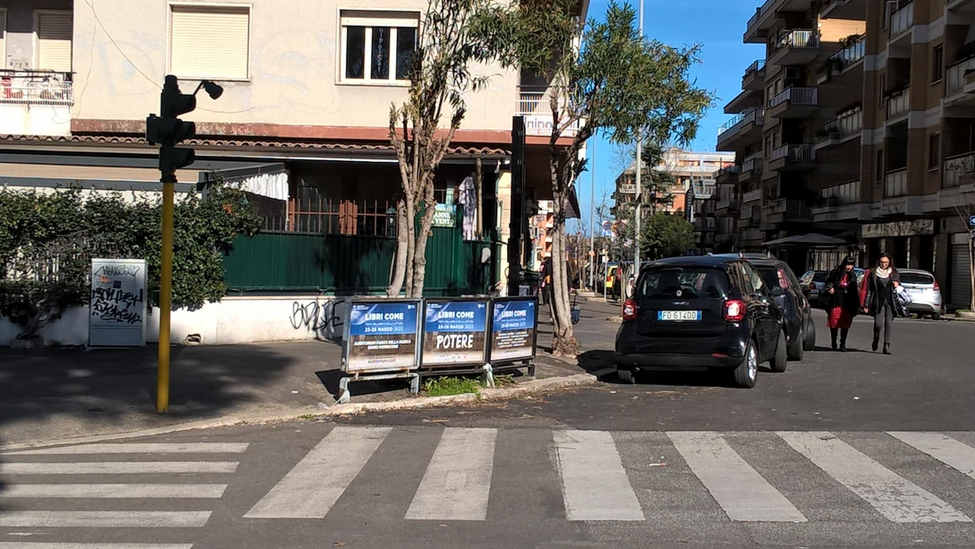 Impianto a PIAZZA VILLA CARPEGNA - ang. Via Madonna del Riposo  Roma
