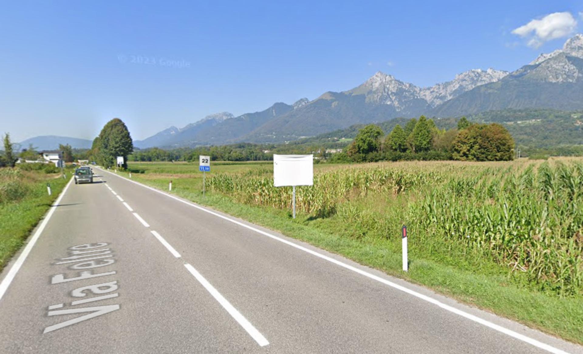 Impianto CARTELLONISTICA a Santa Giustina, in zona Farmacia di Meano