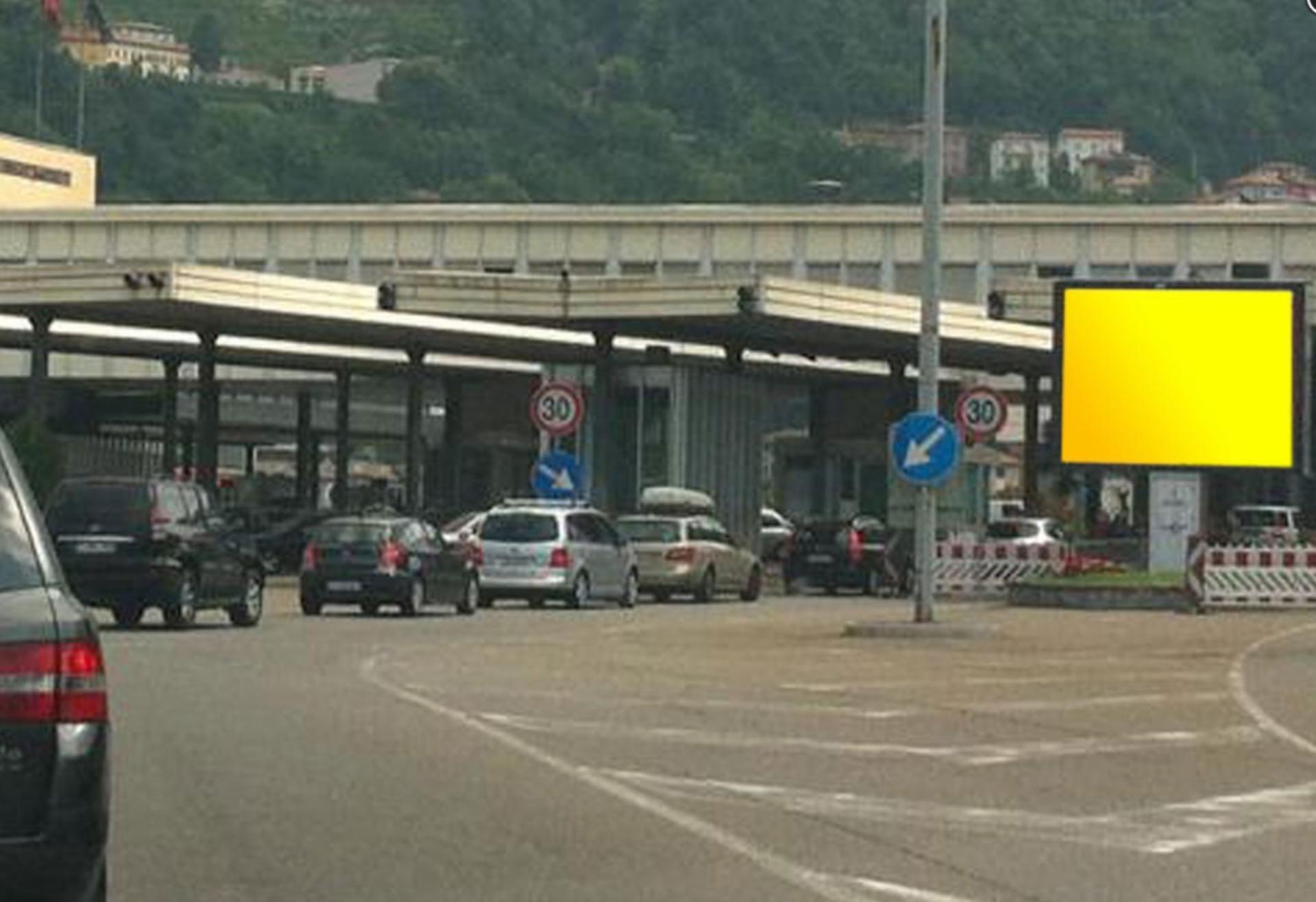 Impianto DISPLAY / LED a Como, in zona Migrolino
