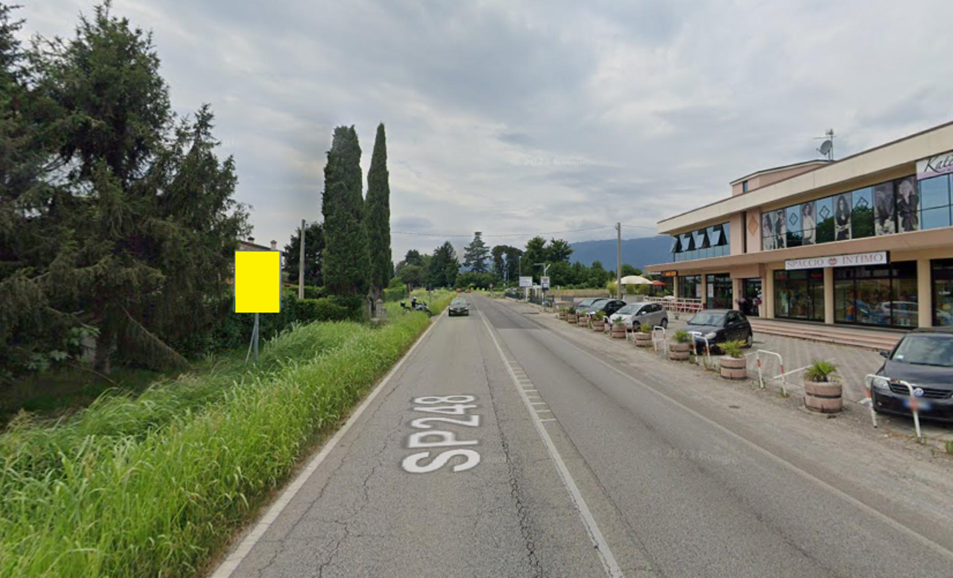 Impianto CARTELLONISTICA a Romano d'Ezzelino, in zona Erio’s Pizza