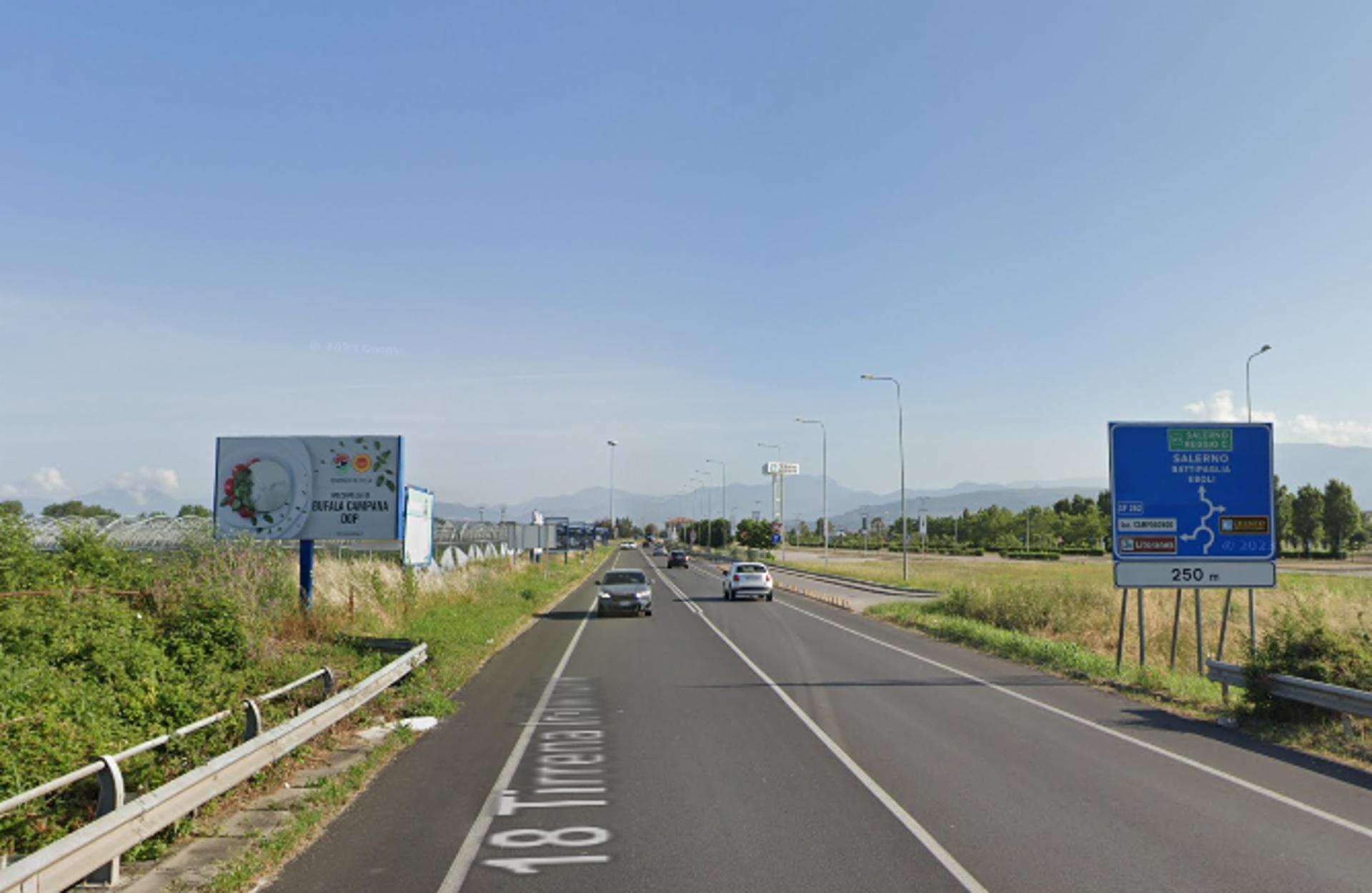 Impianto POSTER a Eboli, in zona KappaOutlet Eboli