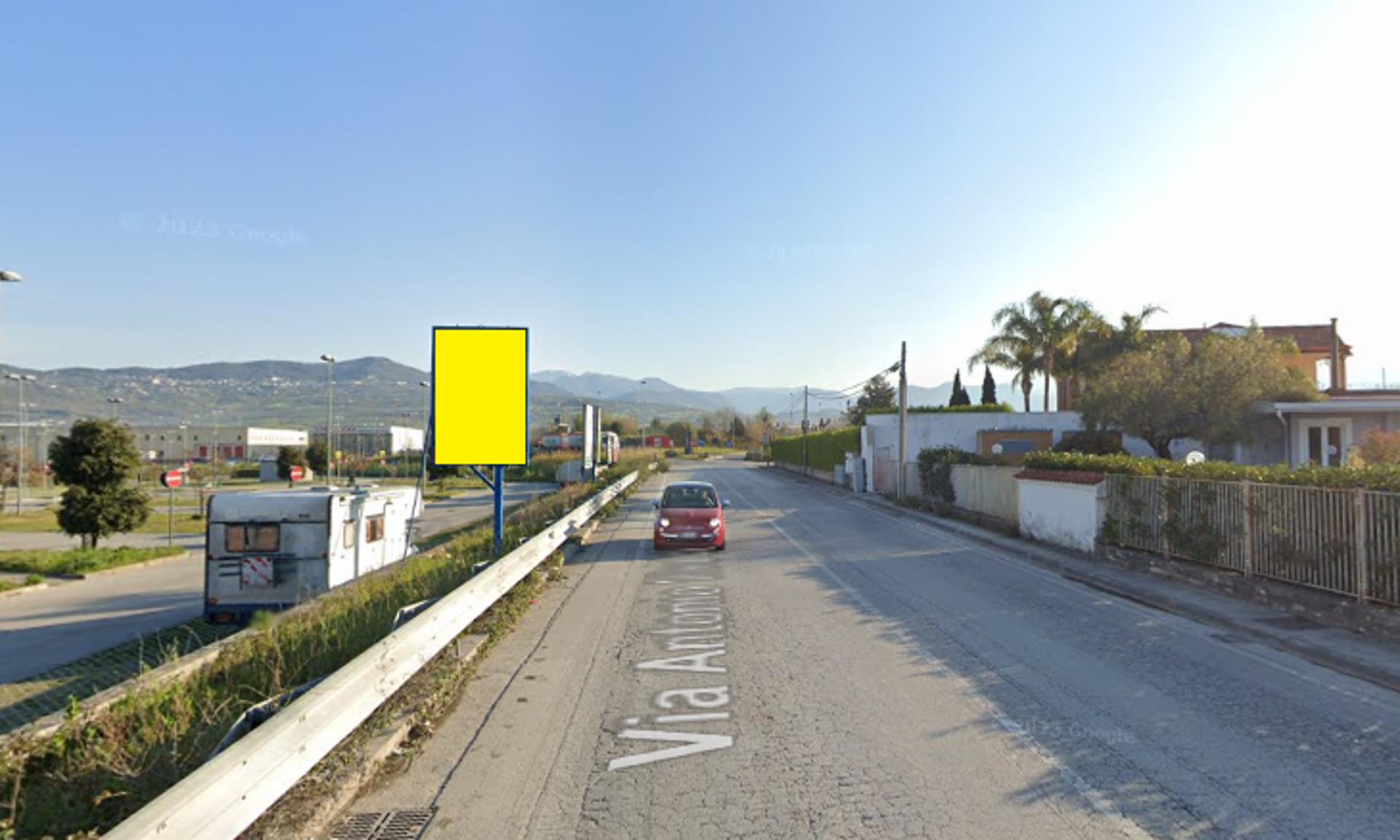 Impianto POSTER a Montecorvino Pugliano, in zona Decathlon