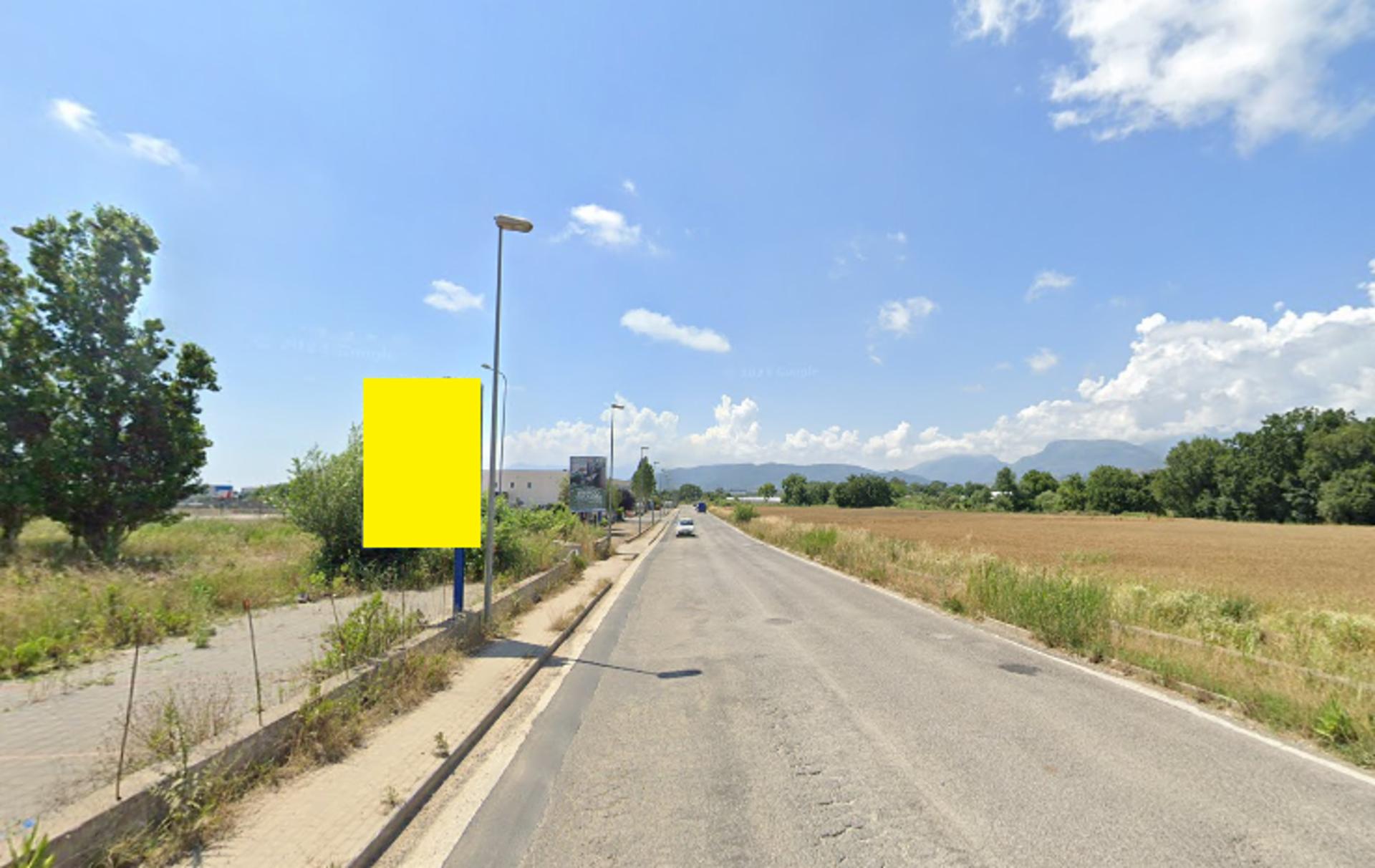Impianto POSTER a Montecorvino Pugliano, in zona Decathlon
