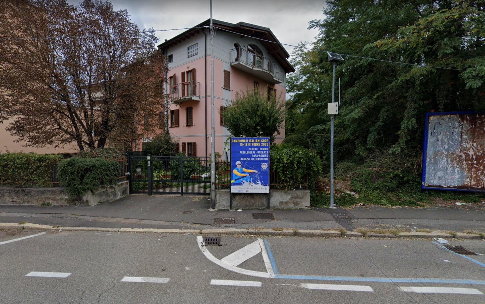 Impianto STENDARDO a Varese, in zona Bar Neet