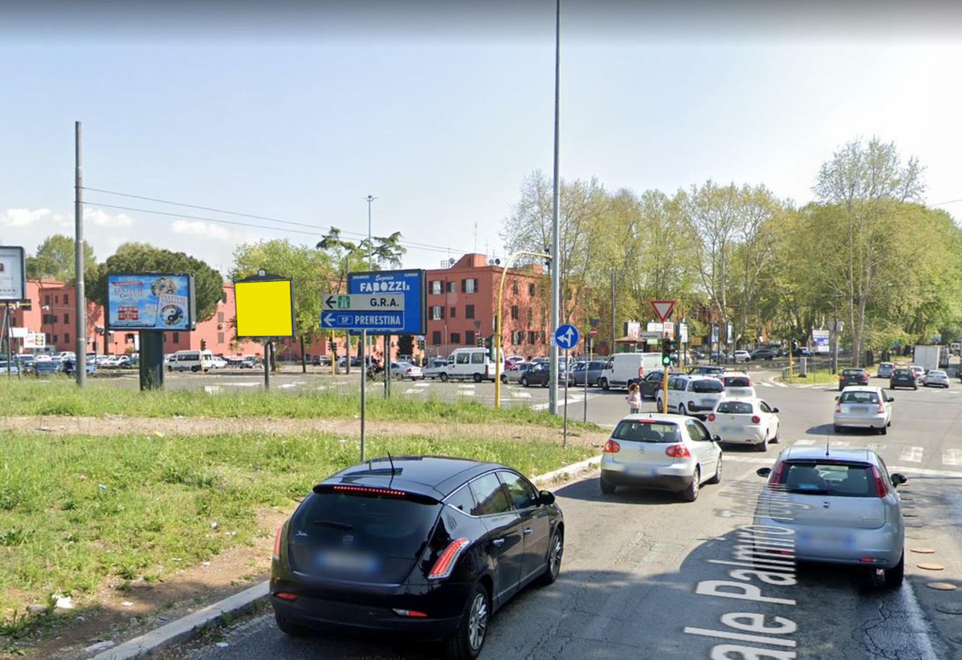 Impianto POSTER a Roma, in zona Pizzamania