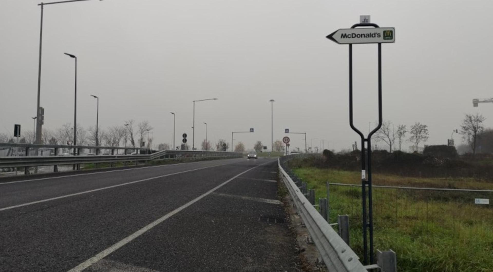 Impianto a EX S.S. 498 Var1 Km. 3+329/dx  Romano di Lombardia