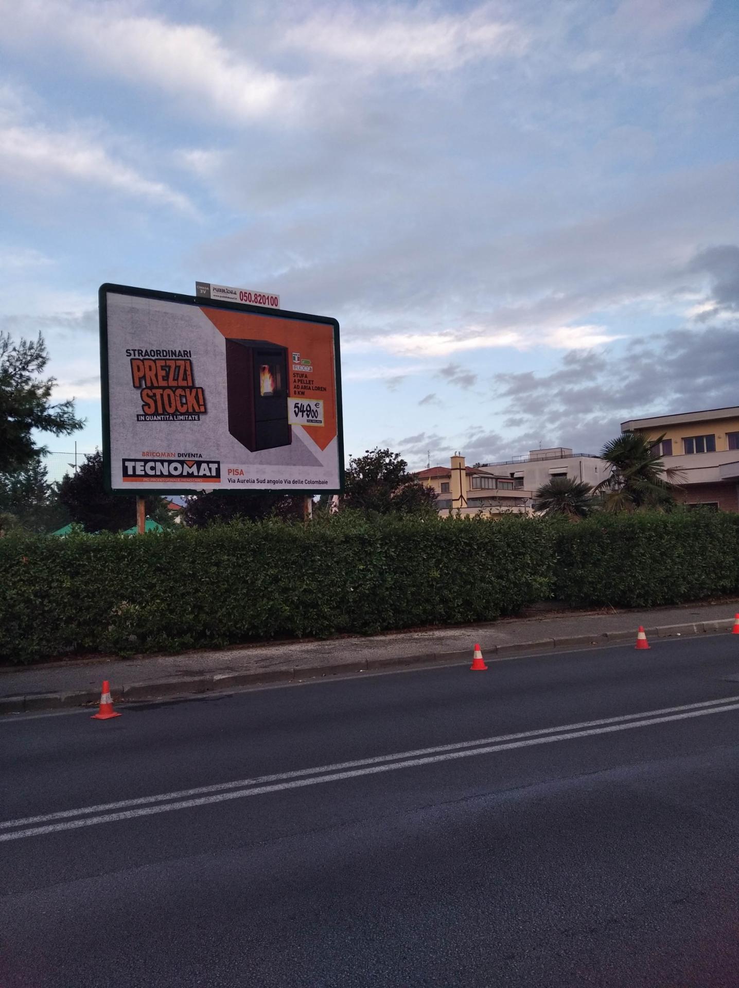 Impianto POSTER a Viareggio, in zona Pizzeria di Simone