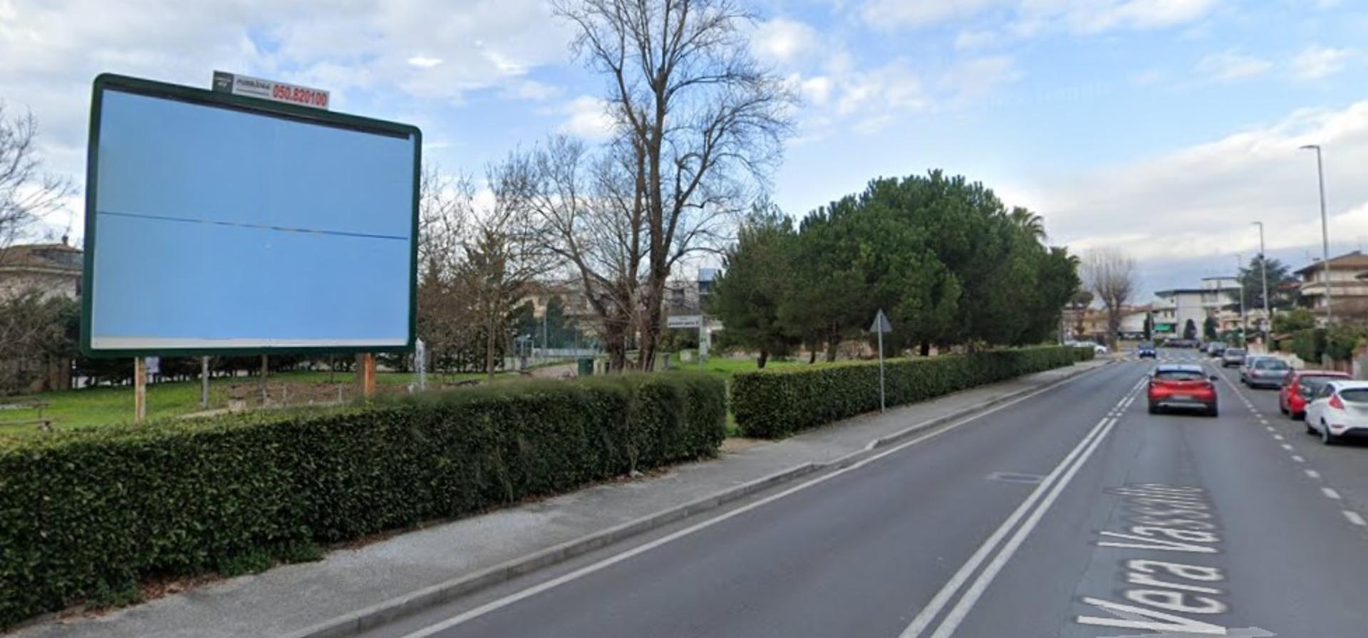 Impianto POSTER a Viareggio, in zona Pizzeria di Simone