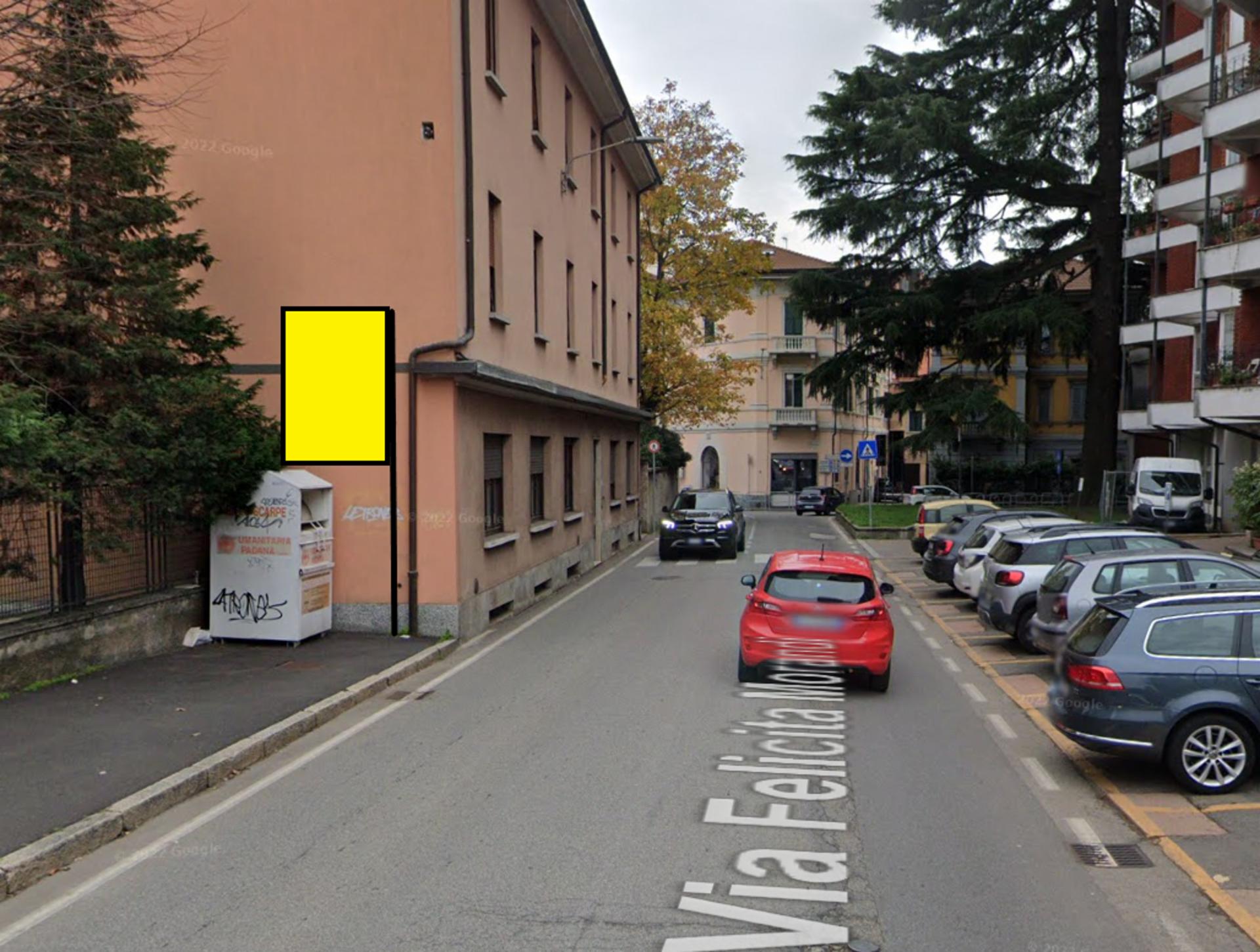 Impianto CARTELLONISTICA a Varese, in zona Break Bar