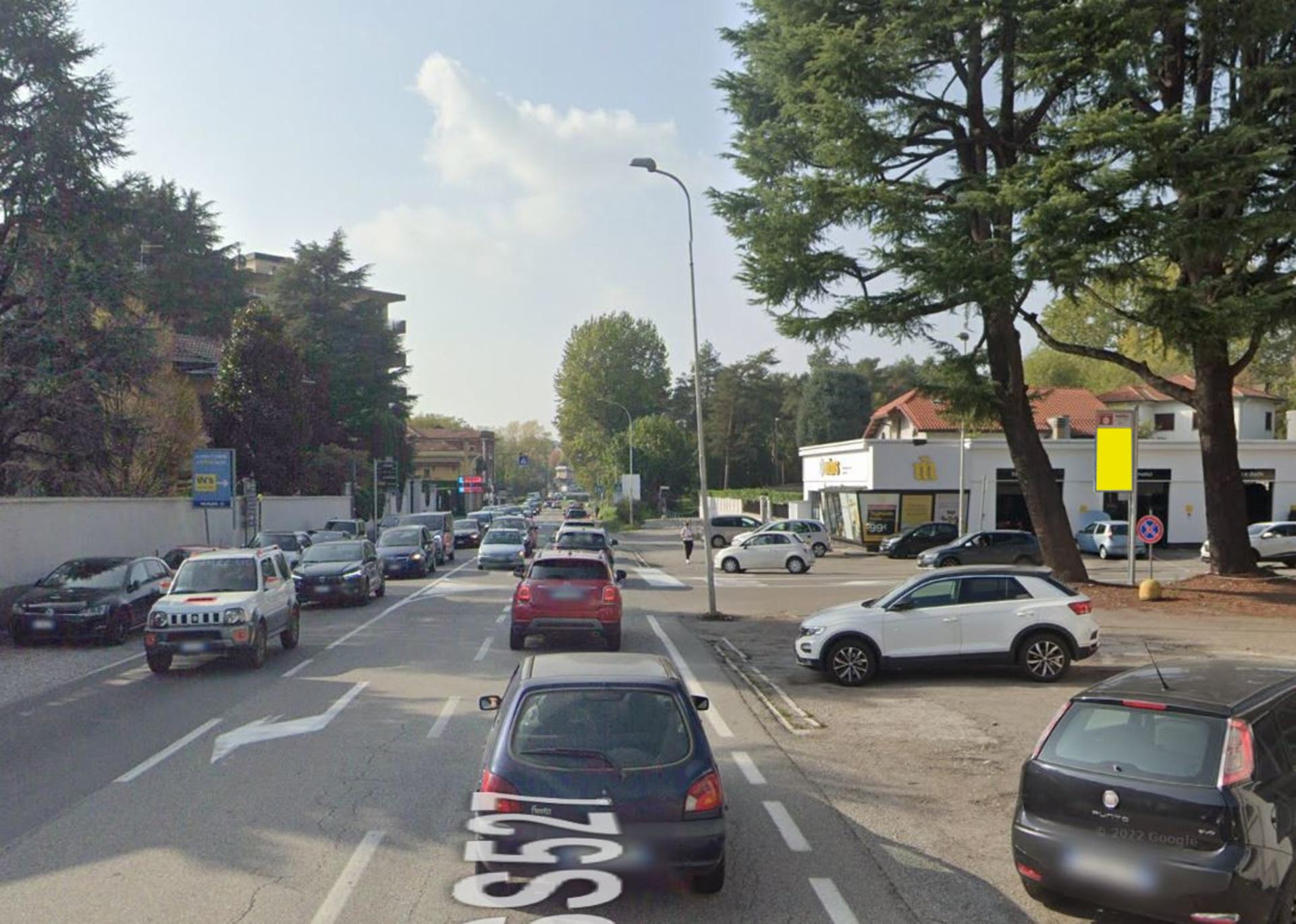 Impianto CARTELLONISTICA a Castellanza, in zona Sushi Club