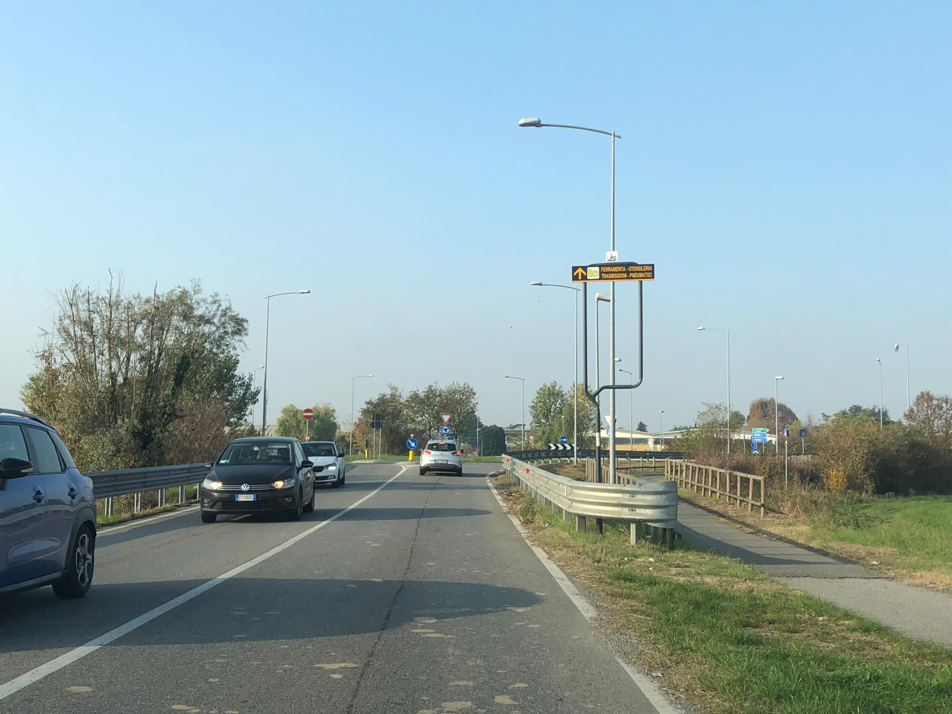 Impianto a S.P. 216 Km. 4+600/sx  Pessano con Bornago