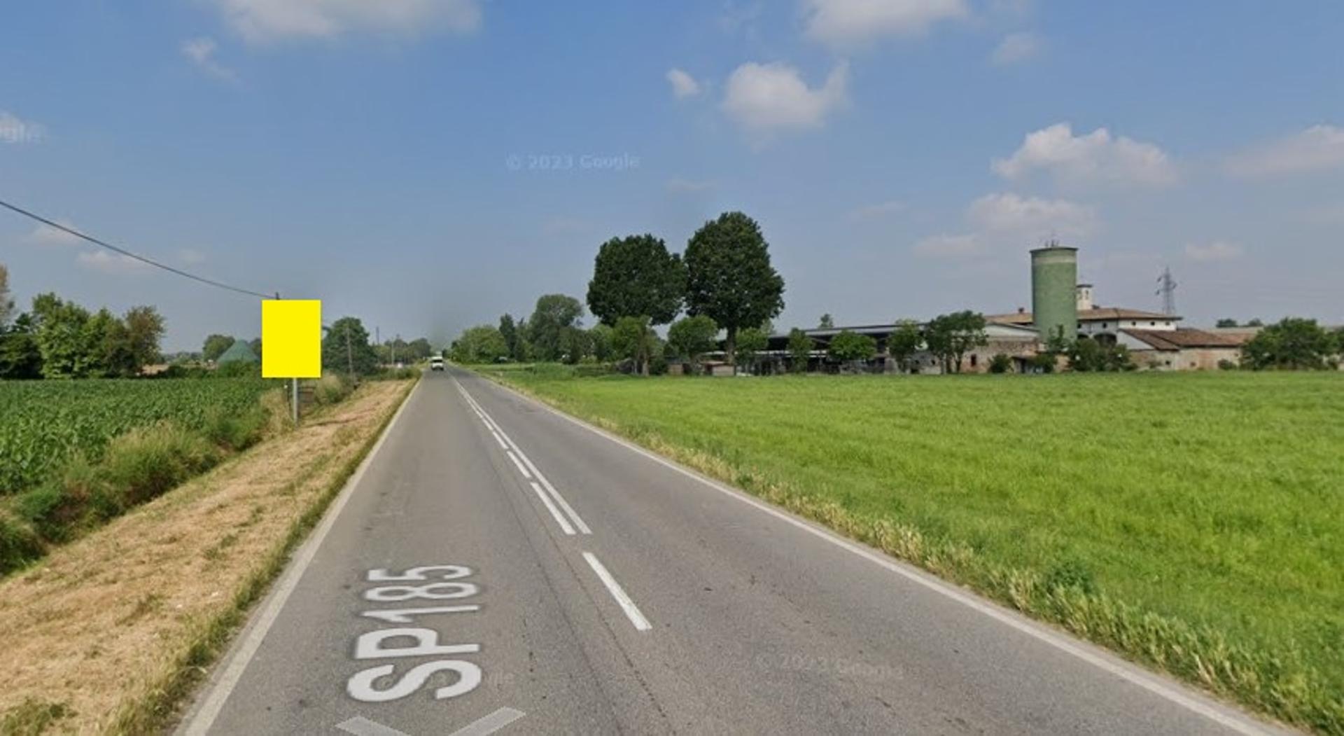 Impianto CARTELLONISTICA a Mozzanica, in zona Ernesto Rondini prodotti petroliferi