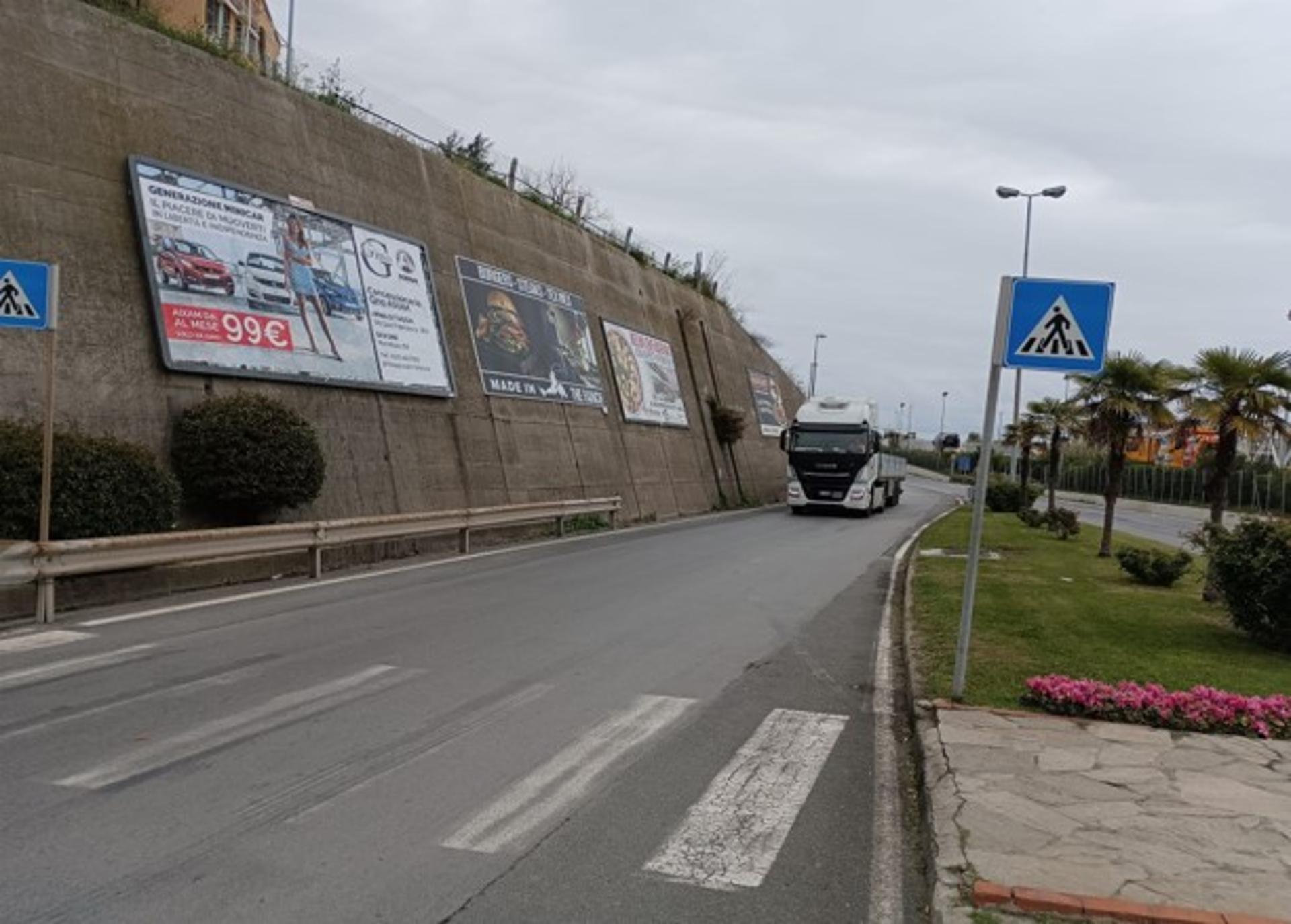 Impianto 6 X 3 a Savona, in zona aQuario
