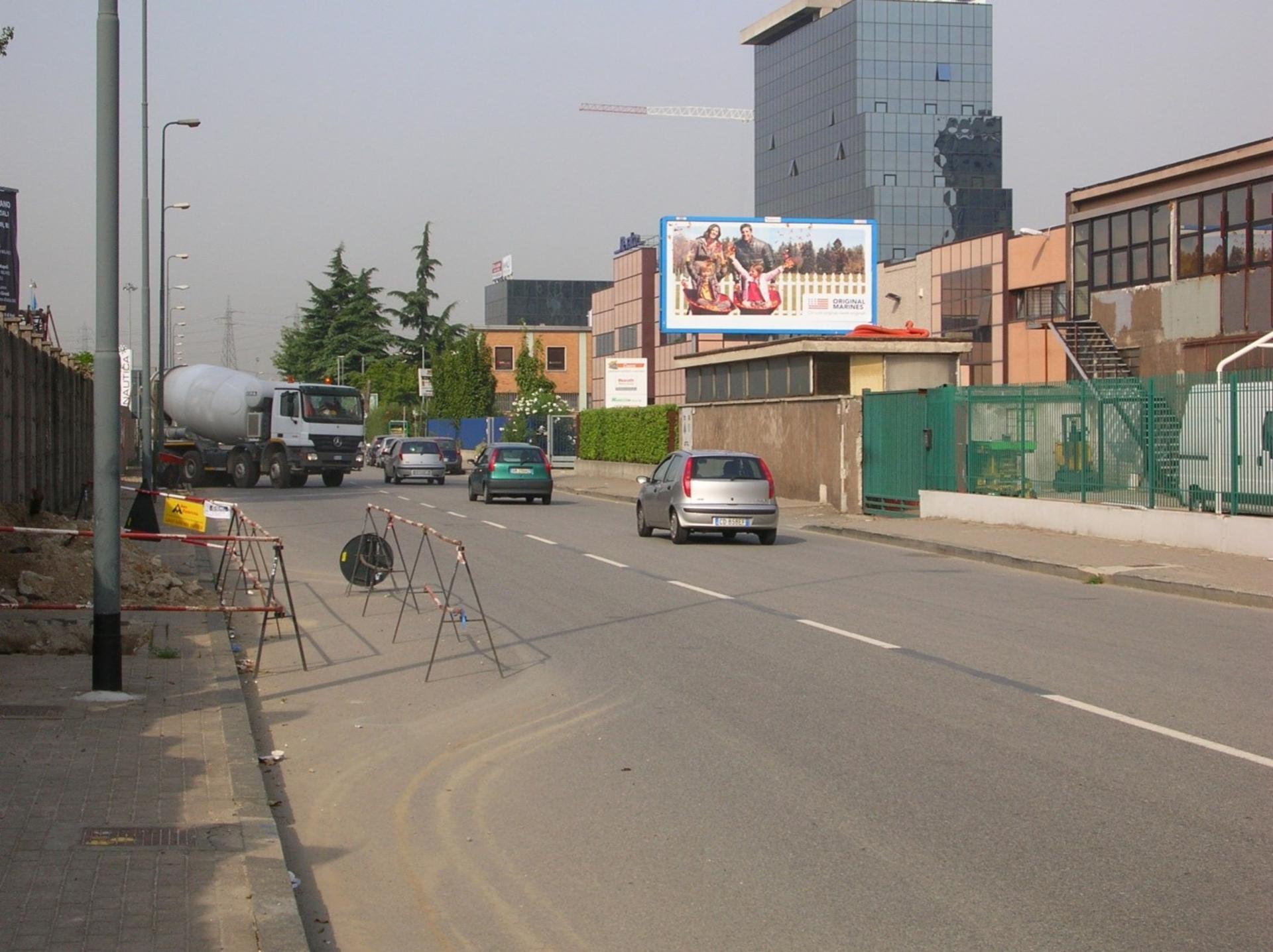 Impianto 6 X 3 a Milano, in zona The Hub Hotel